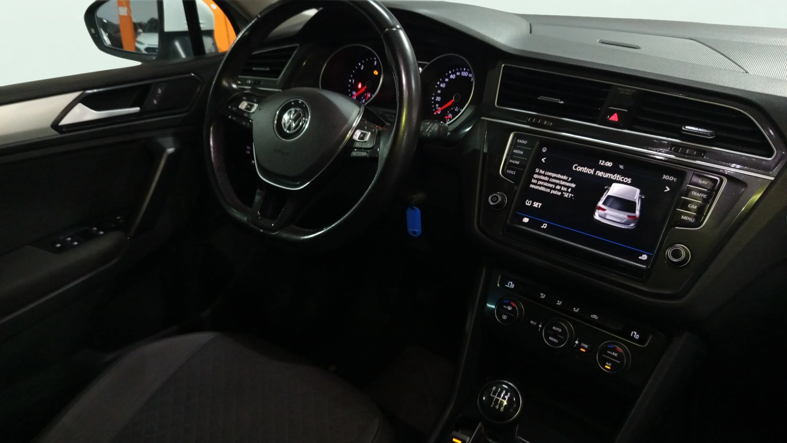 Volkswagen Tiguan R-Line 2.0 TDI BMT 4x2 - foto 26