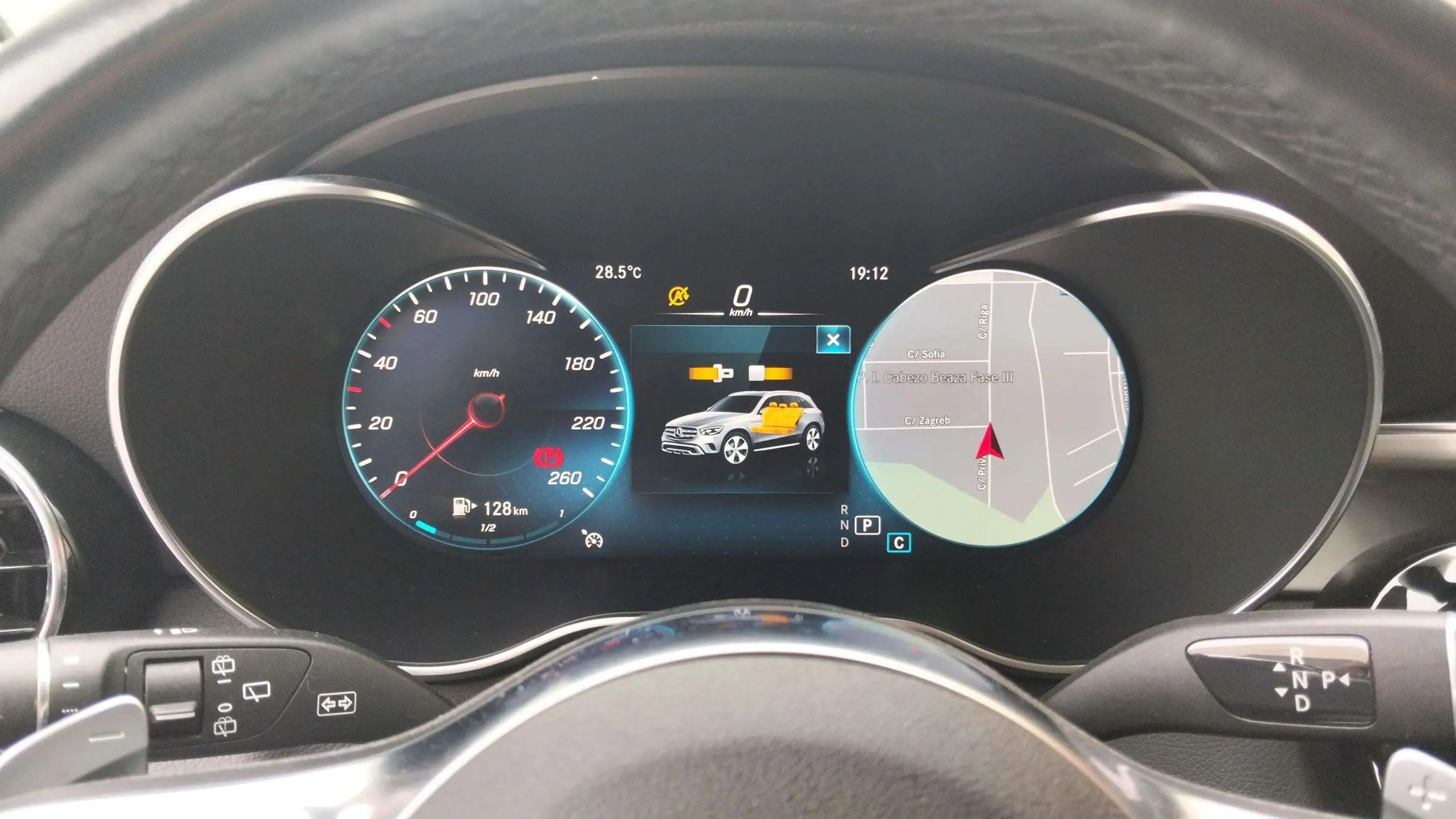 Mercedes-Benz GLC 200 d 4MATIC - foto 10