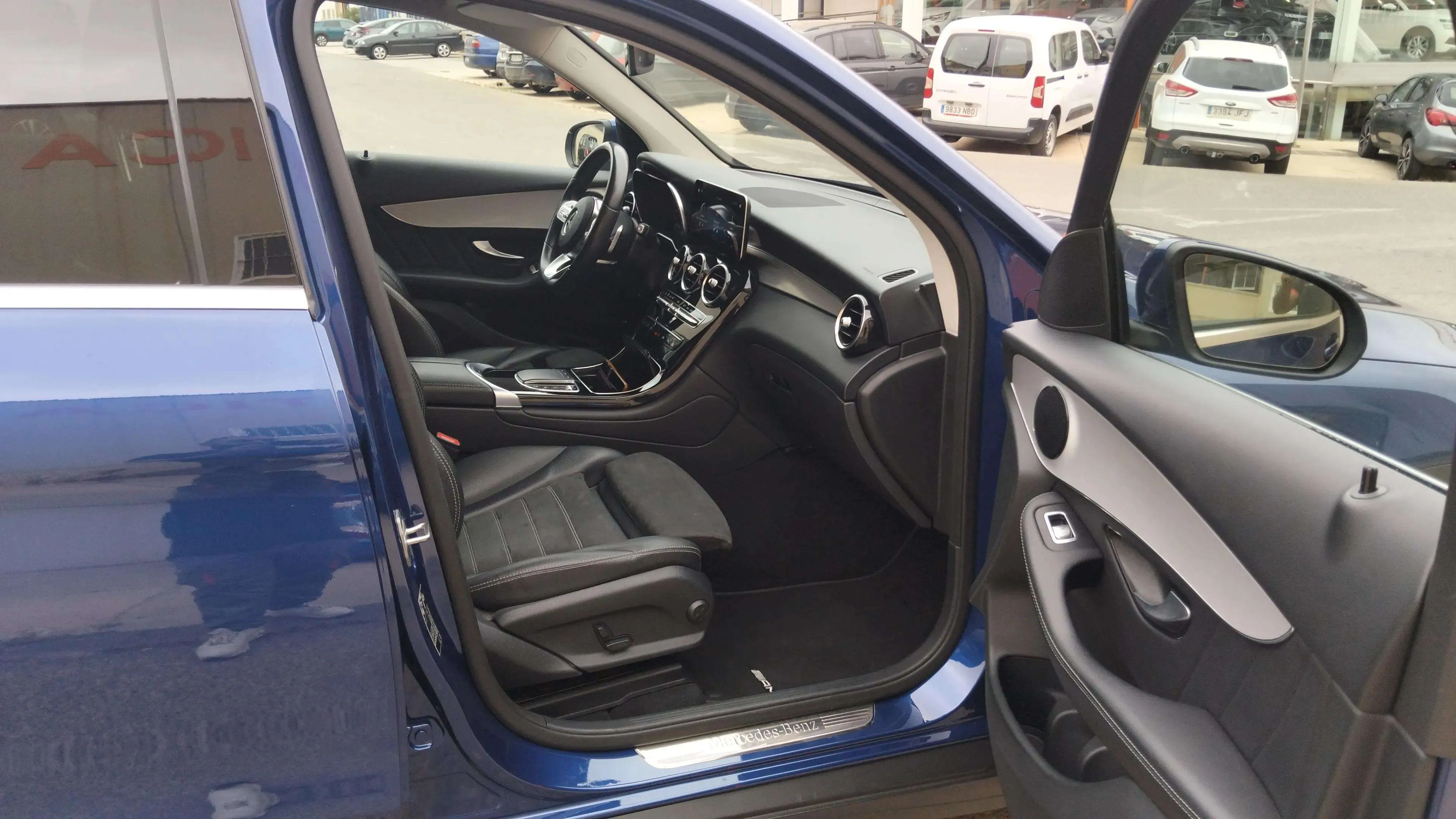 Mercedes-Benz GLC 200 d 4MATIC - foto 5