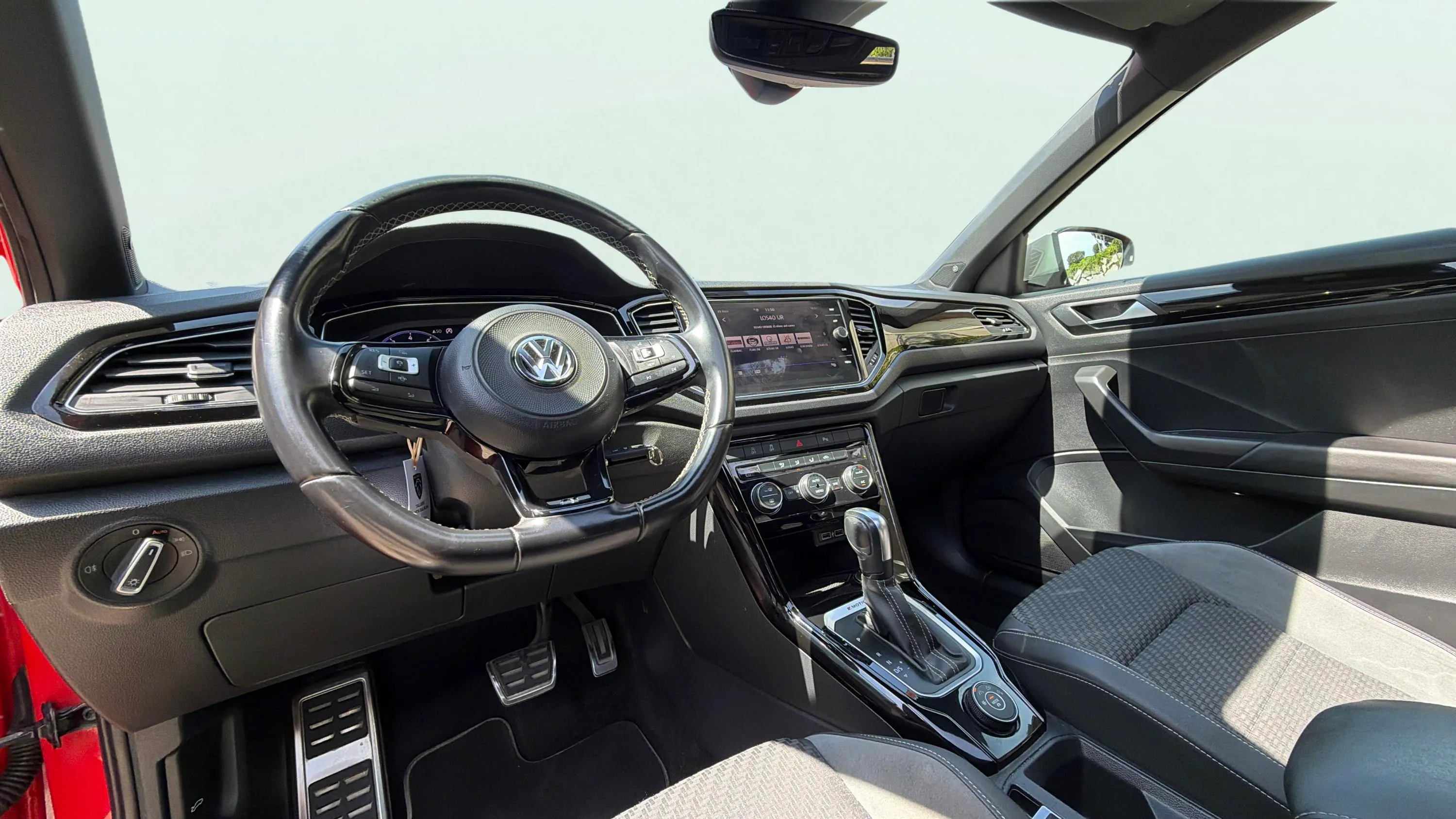 Volkswagen T-Roc R 2.0 TSI 4Motion DSG - foto 28