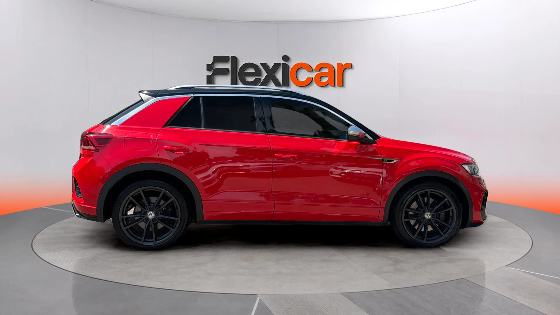 Volkswagen T-Roc R 2.0 TSI 4Motion DSG - foto 8