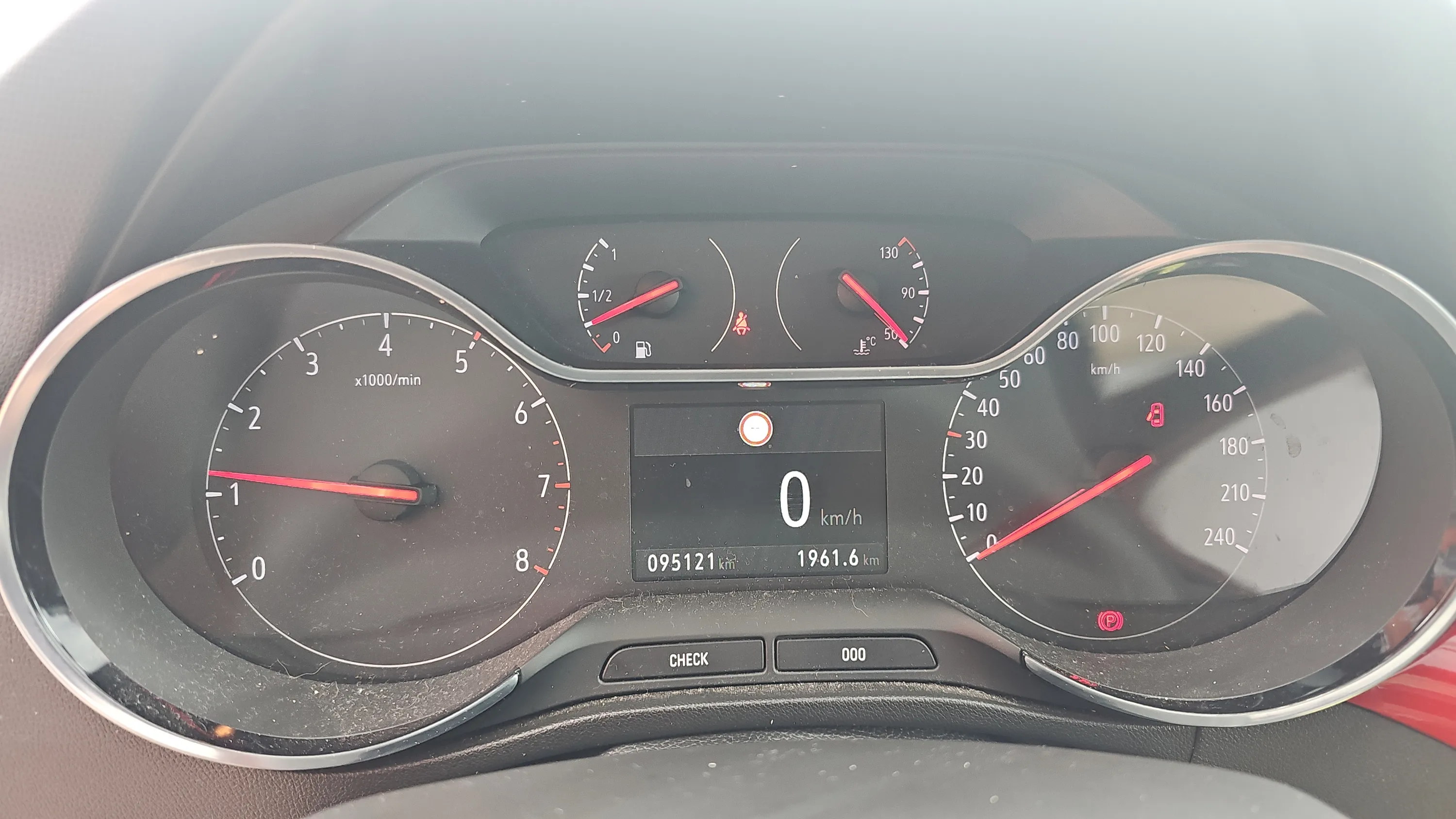Opel Crossland 1.2 GS - foto 13