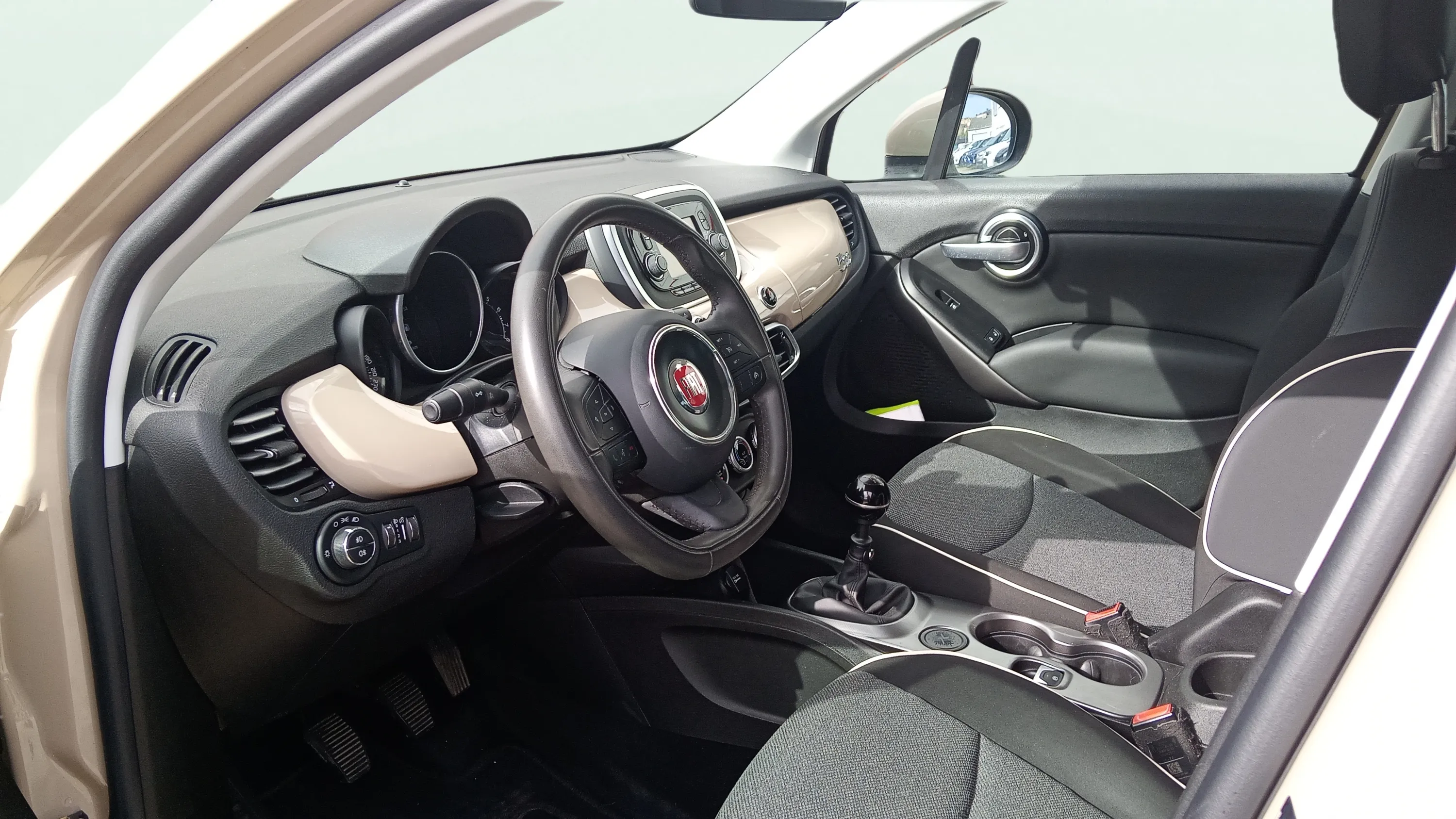 Fiat 500X City Cross 1.6 E-Torq 4x2 - foto 12