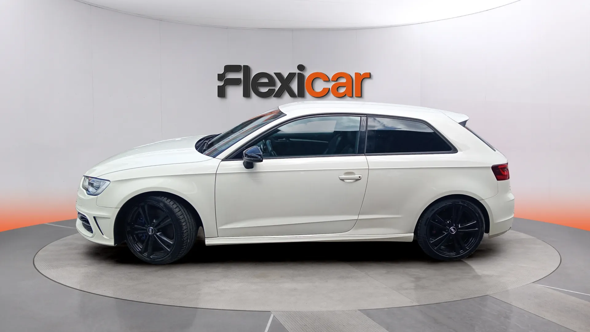 Audi A3 2.0 TFSI S3 S tronic quattro - foto 4