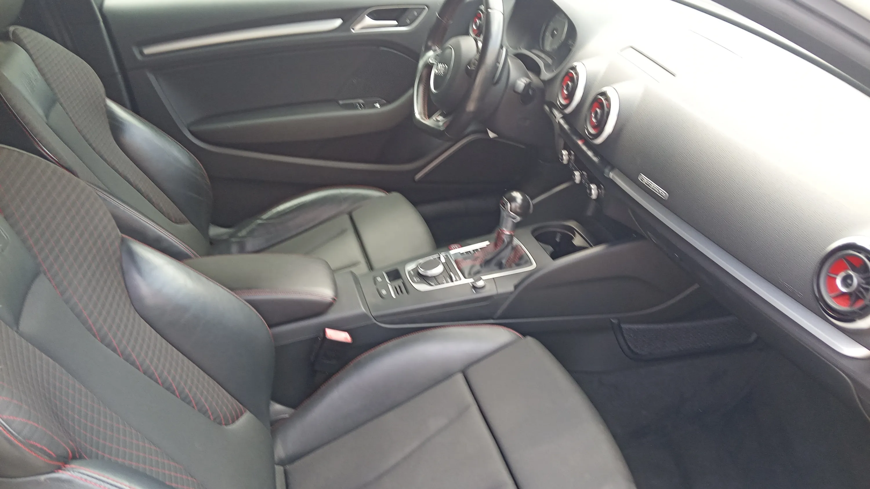 Audi A3 2.0 TFSI S3 S tronic quattro - foto 14