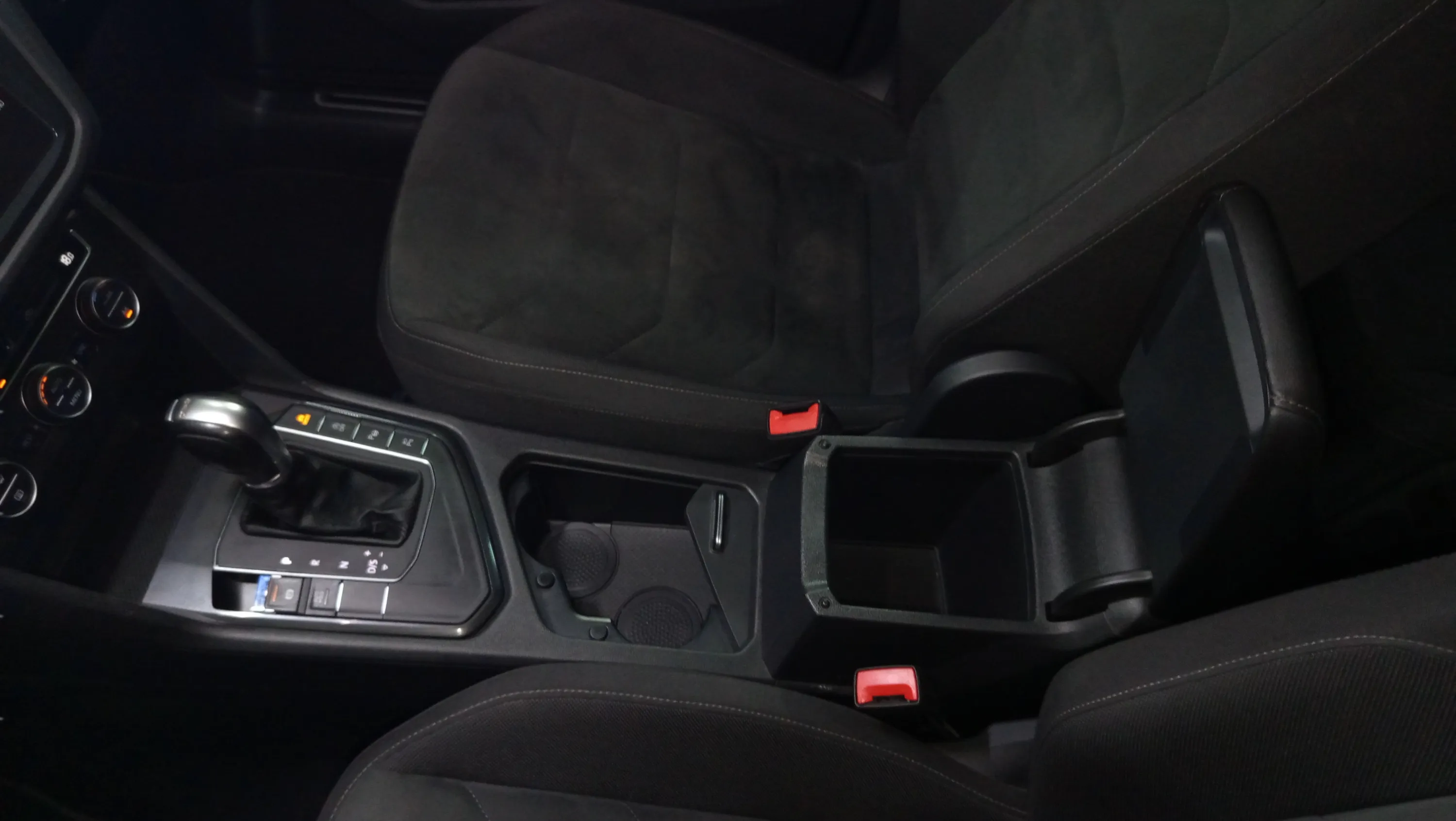Volkswagen Tiguan Sport 2.0 TDI DSG - foto 17