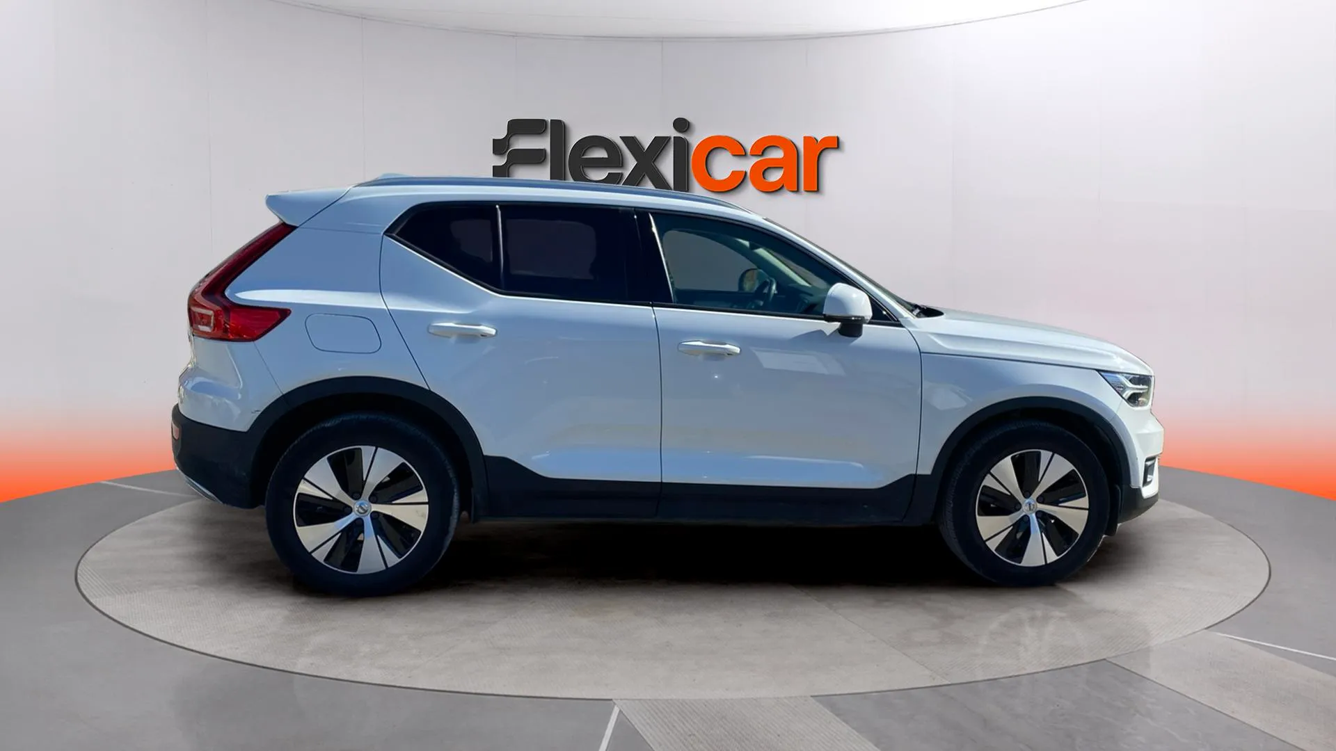 Volvo XC40 1.5 T3 - foto 8