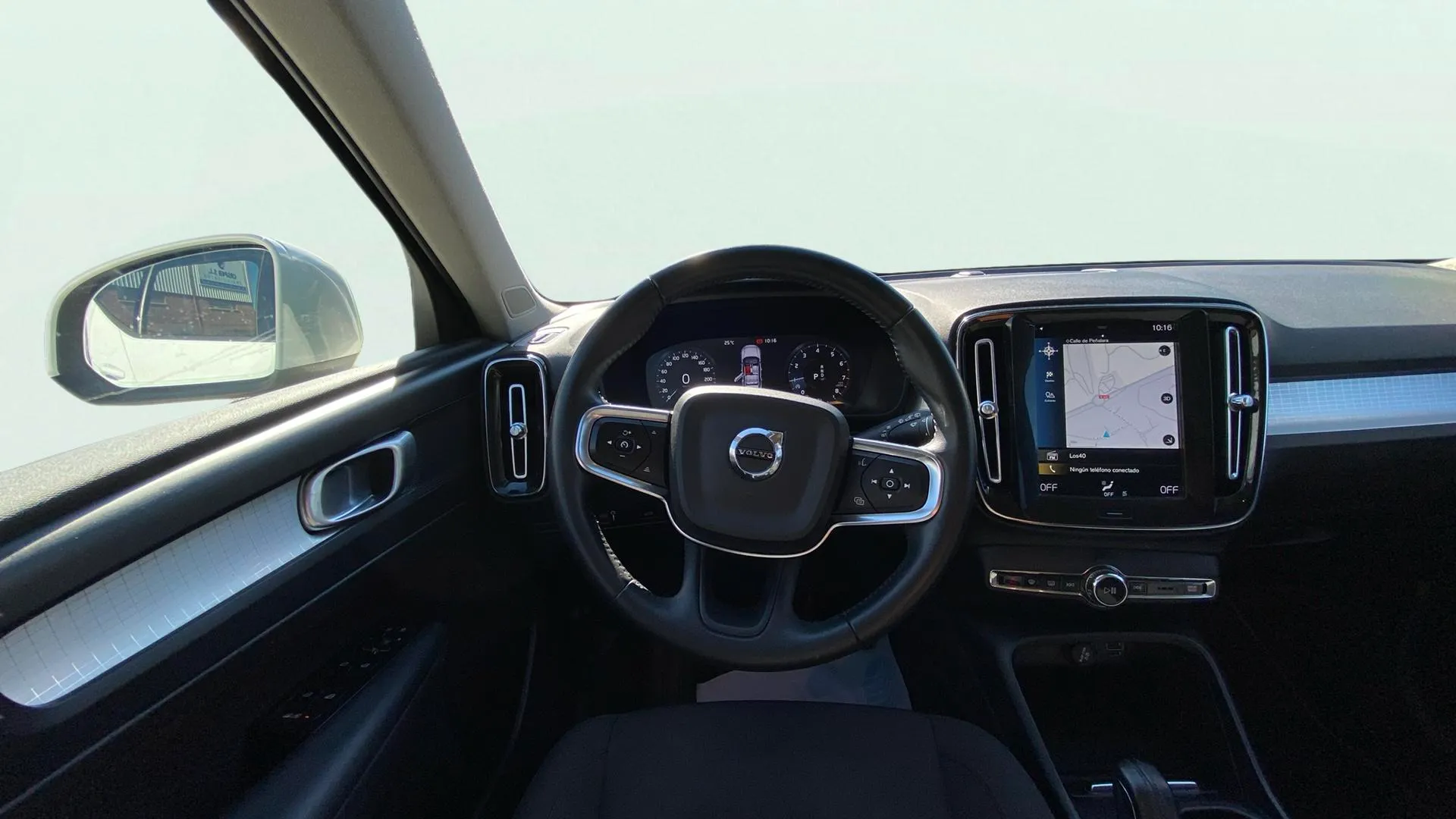 Volvo XC40 1.5 T3 - foto 13