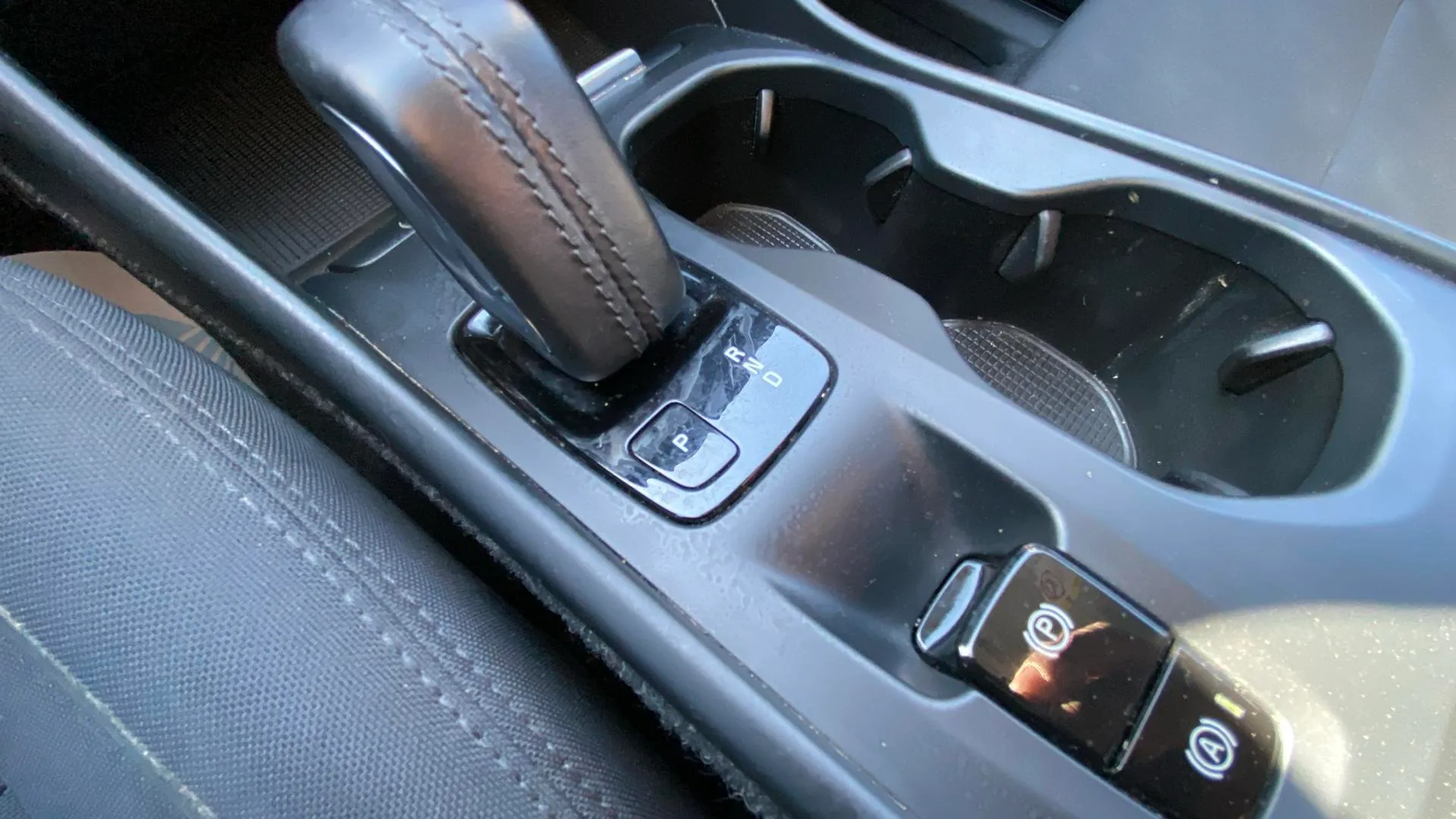 Volvo XC40 1.5 T3 - foto 17