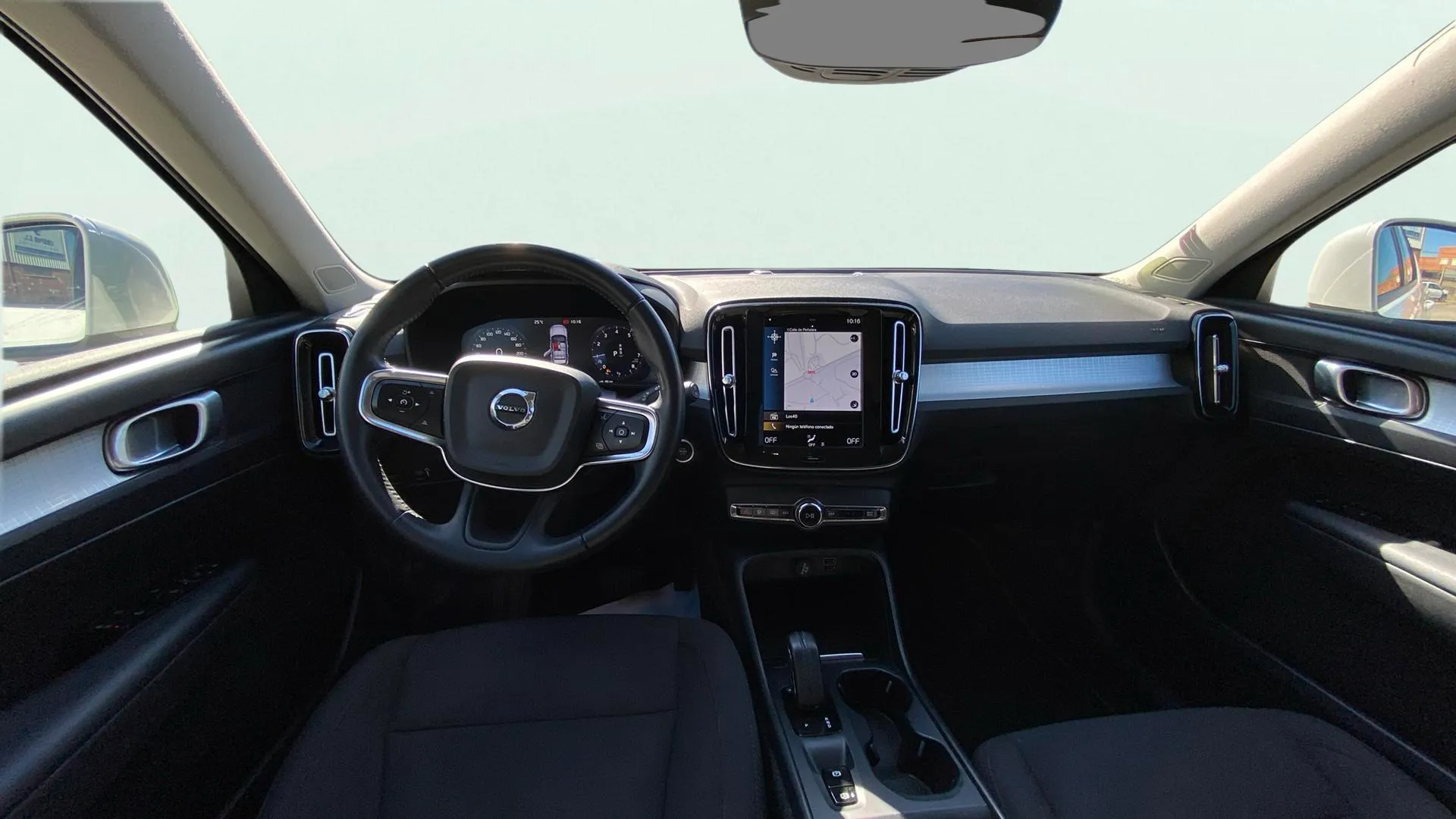 Volvo XC40 1.5 T3 - foto 11
