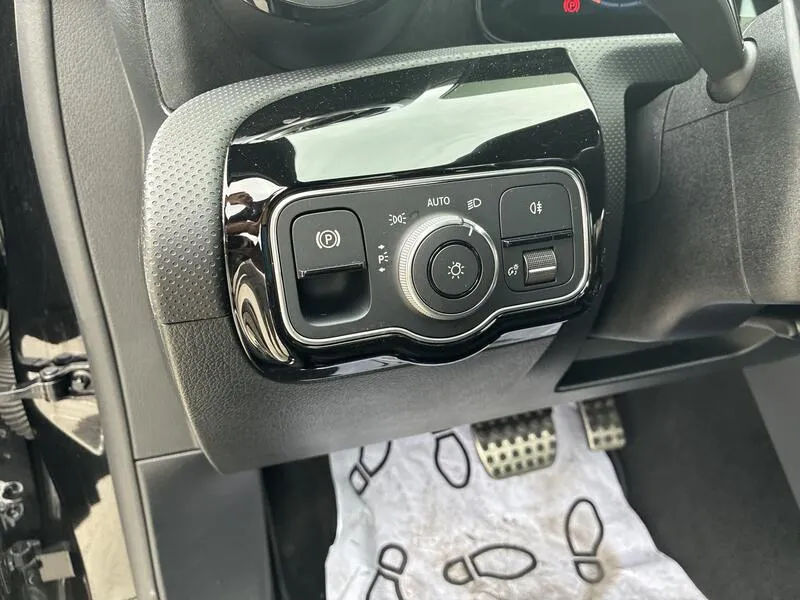Mercedes-Benz Clase A 220 d - foto 29