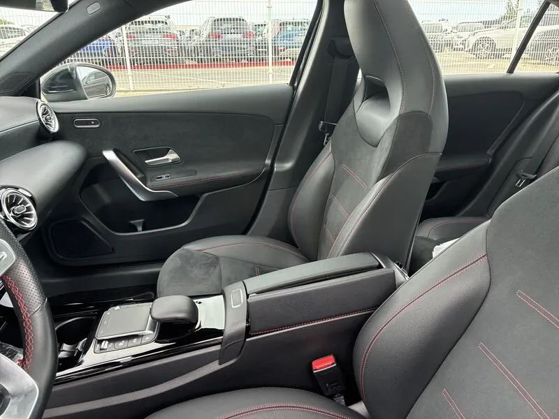 Mercedes-Benz Clase A 220 d - foto 28