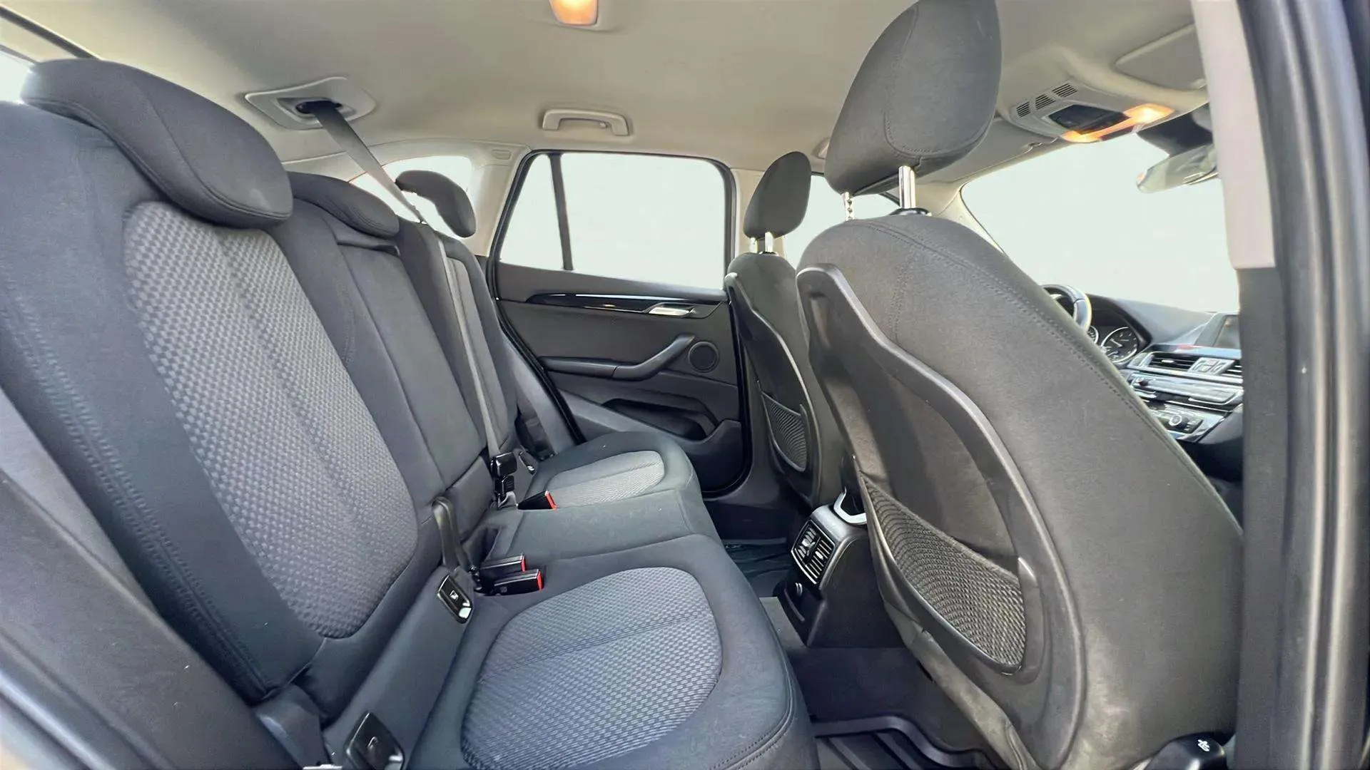 BMW X1 xDrive18d - foto 11