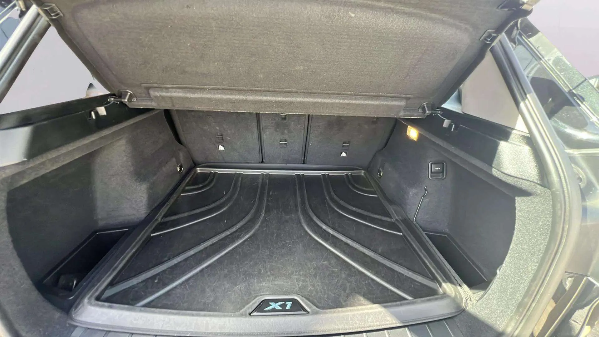 BMW X1 xDrive18d - foto 13