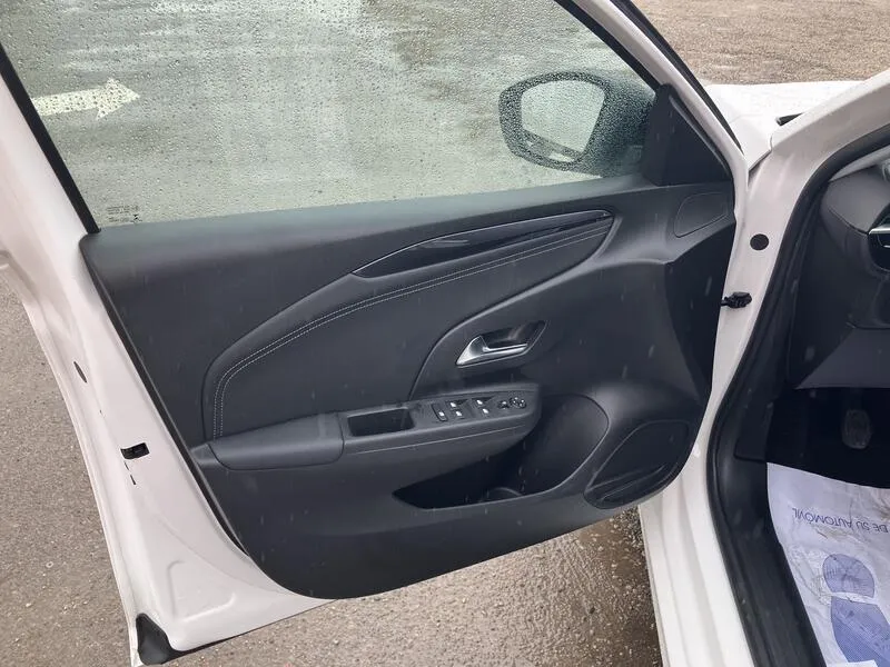 Opel Corsa 1.2T XHL Elegance - foto 19