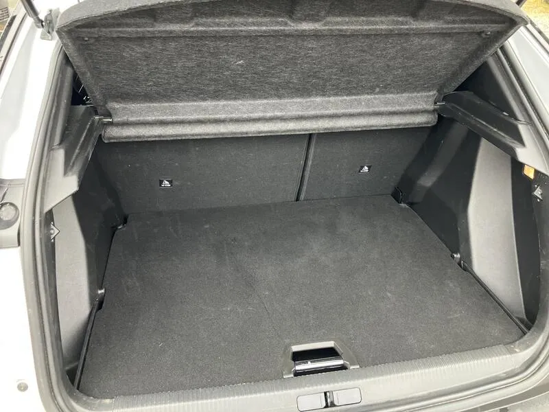 Peugeot 2008 GT PureTech 130 - foto 14