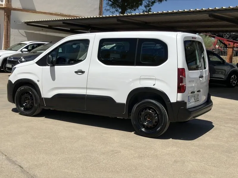 Peugeot Rifter Active Pack Standard BlueHDi (IND) - foto 4