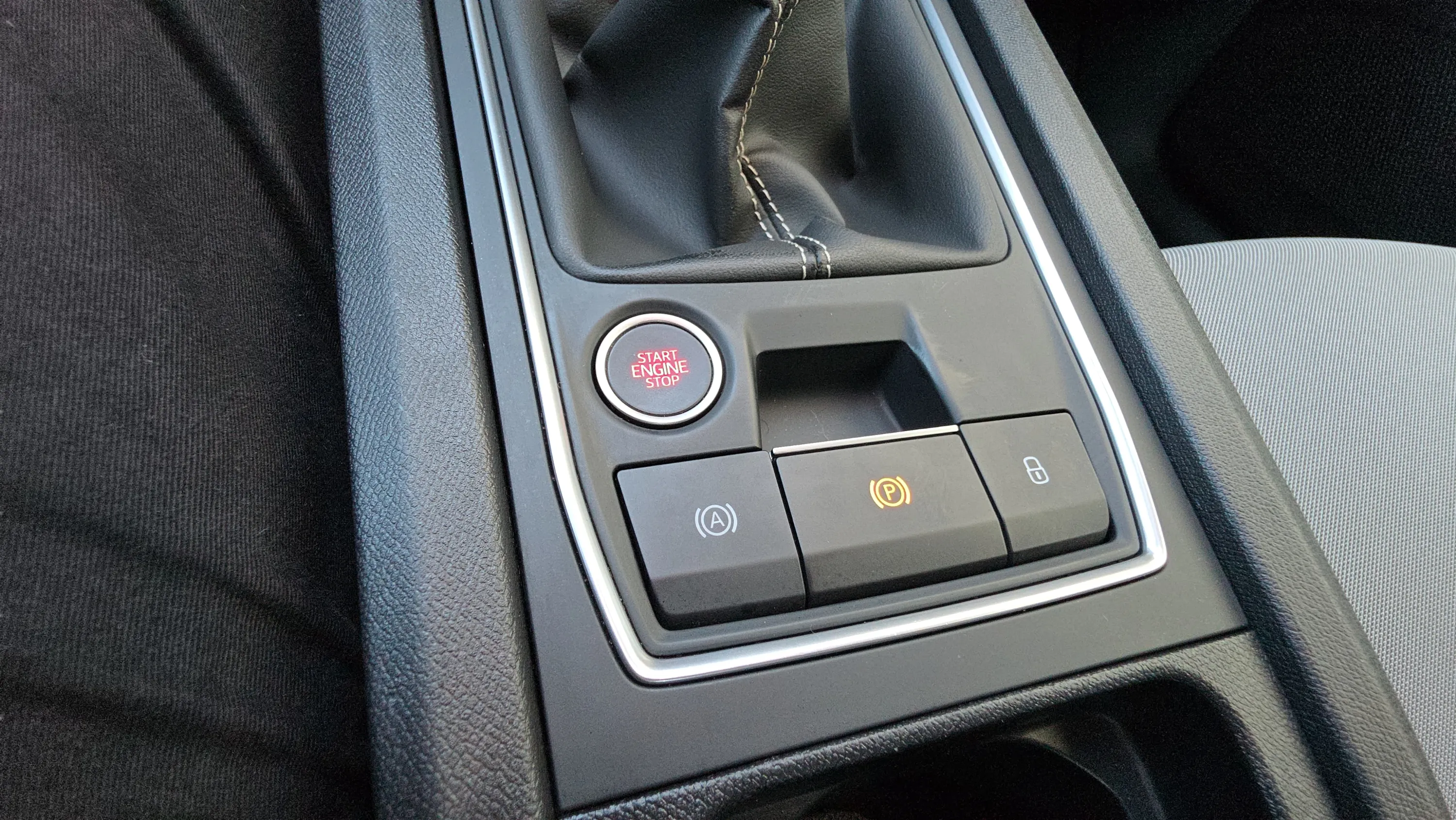 SEAT León 1.5 TSI Style 25 Aniversario - foto 26