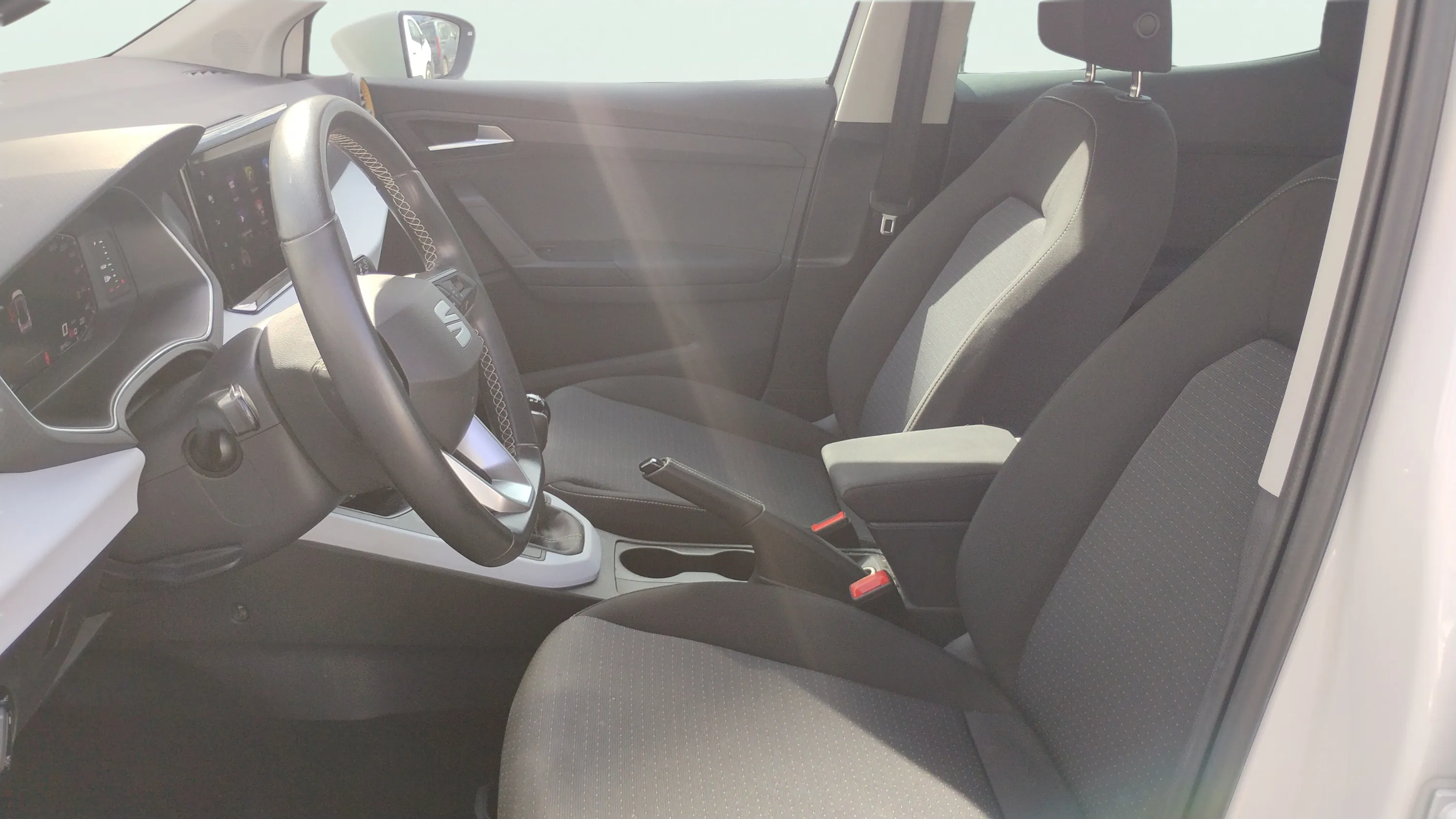 SEAT Arona 1.0 TSI Style Plus - foto 10