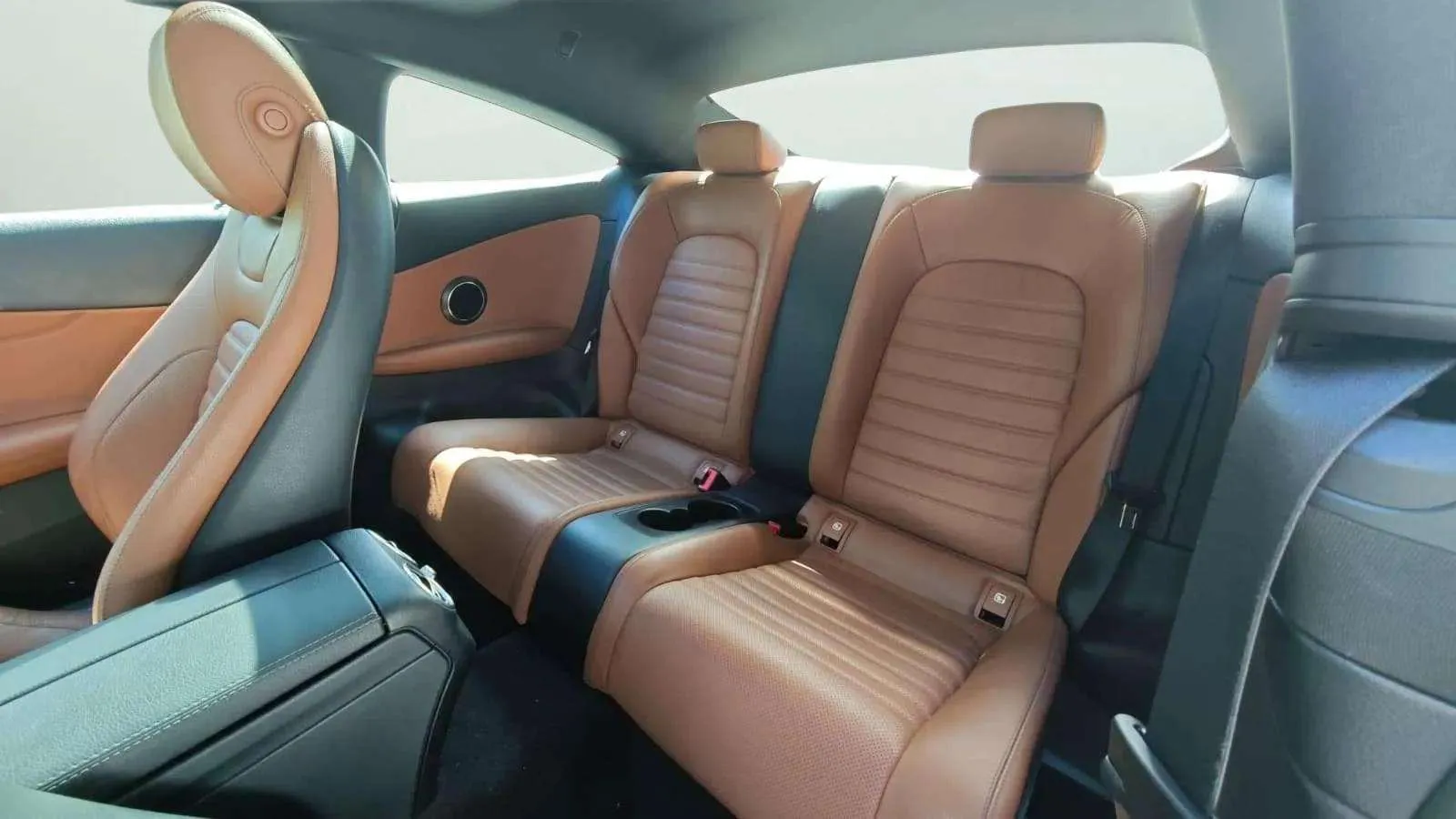 Mercedes-Benz Clase C Coupé C 220 d - foto 31
