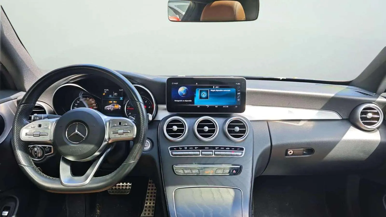 Mercedes-Benz Clase C Coupé C 220 d - foto 9