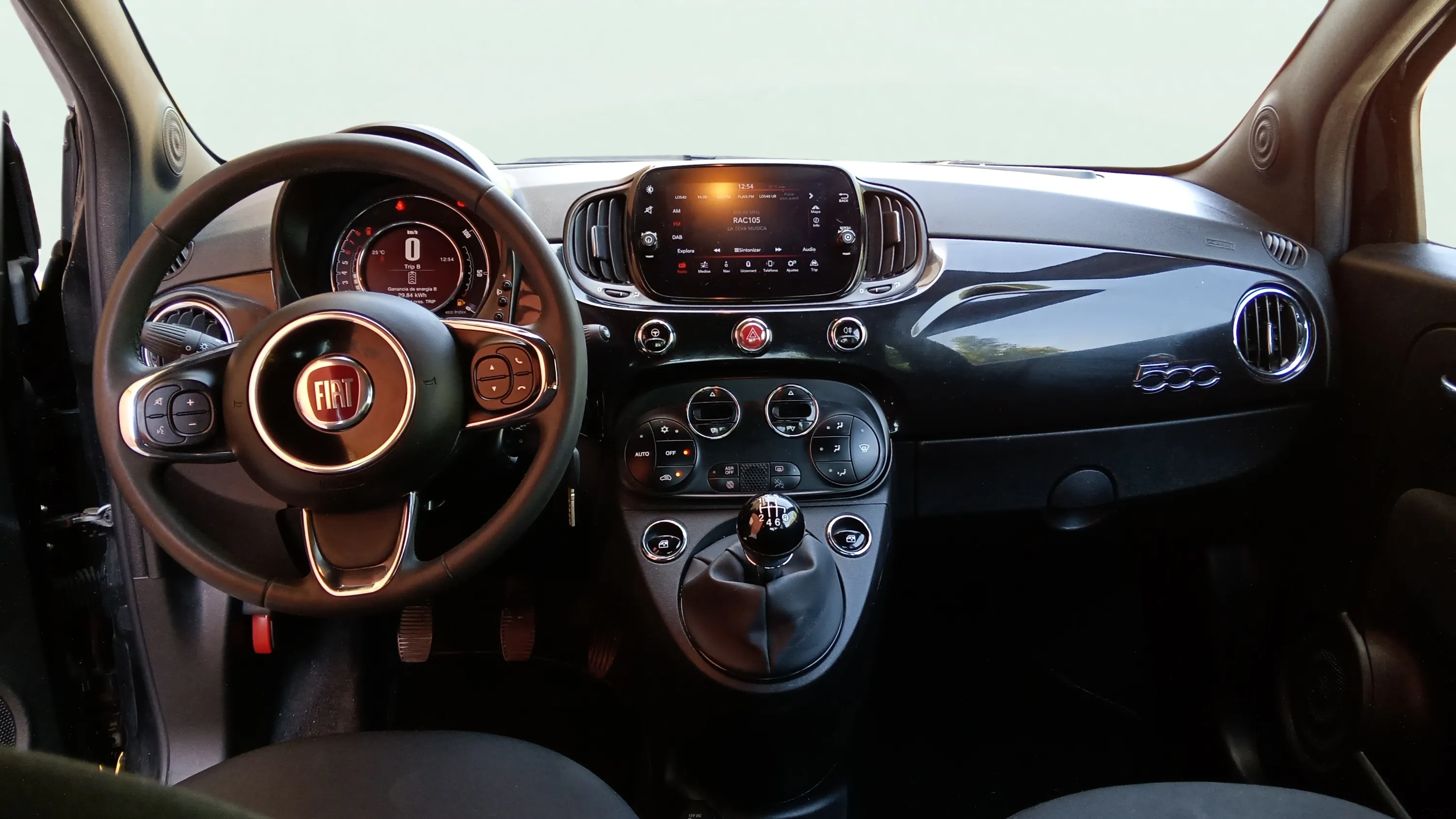 Fiat 500 Club 1.0 Hybrid - foto 11