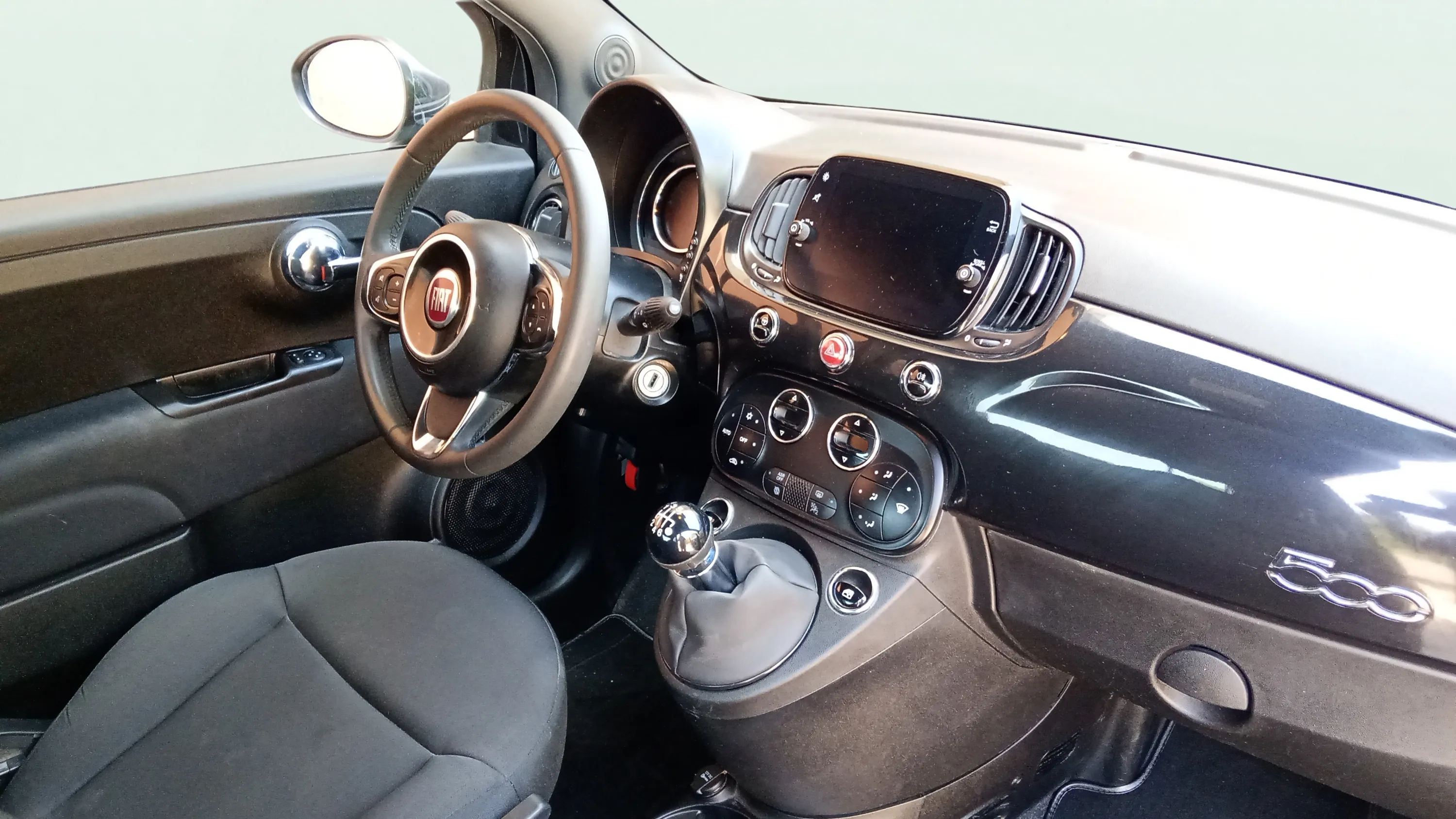Fiat 500 Club 1.0 Hybrid - foto 14