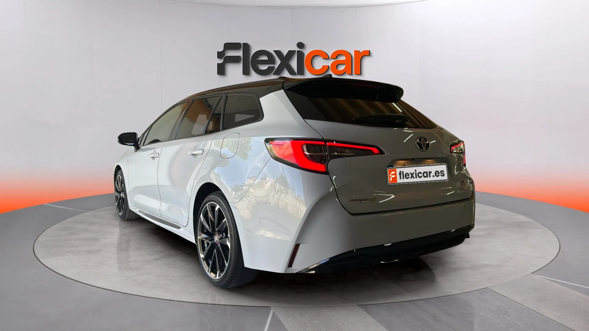 Toyota Corolla 200H GR-Sport Touring Sport - foto 4
