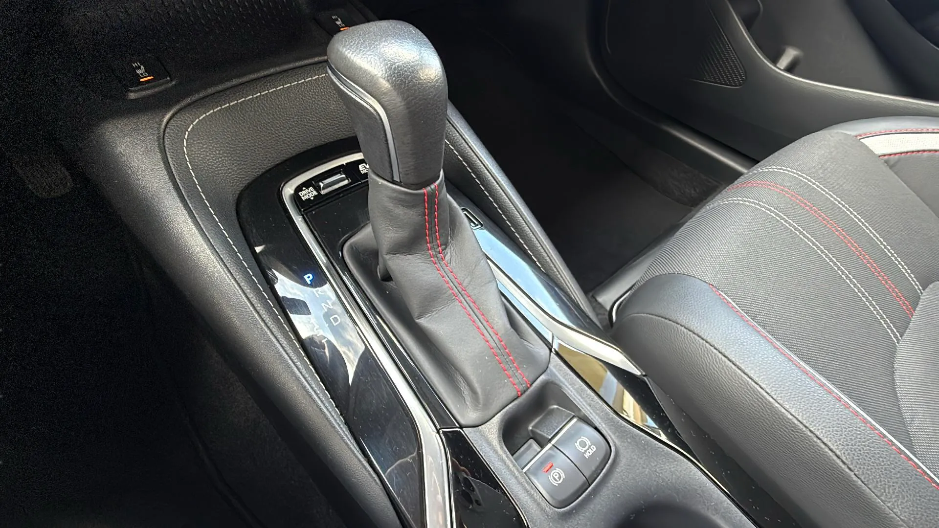 Toyota Corolla 200H GR-Sport Touring Sport - foto 20