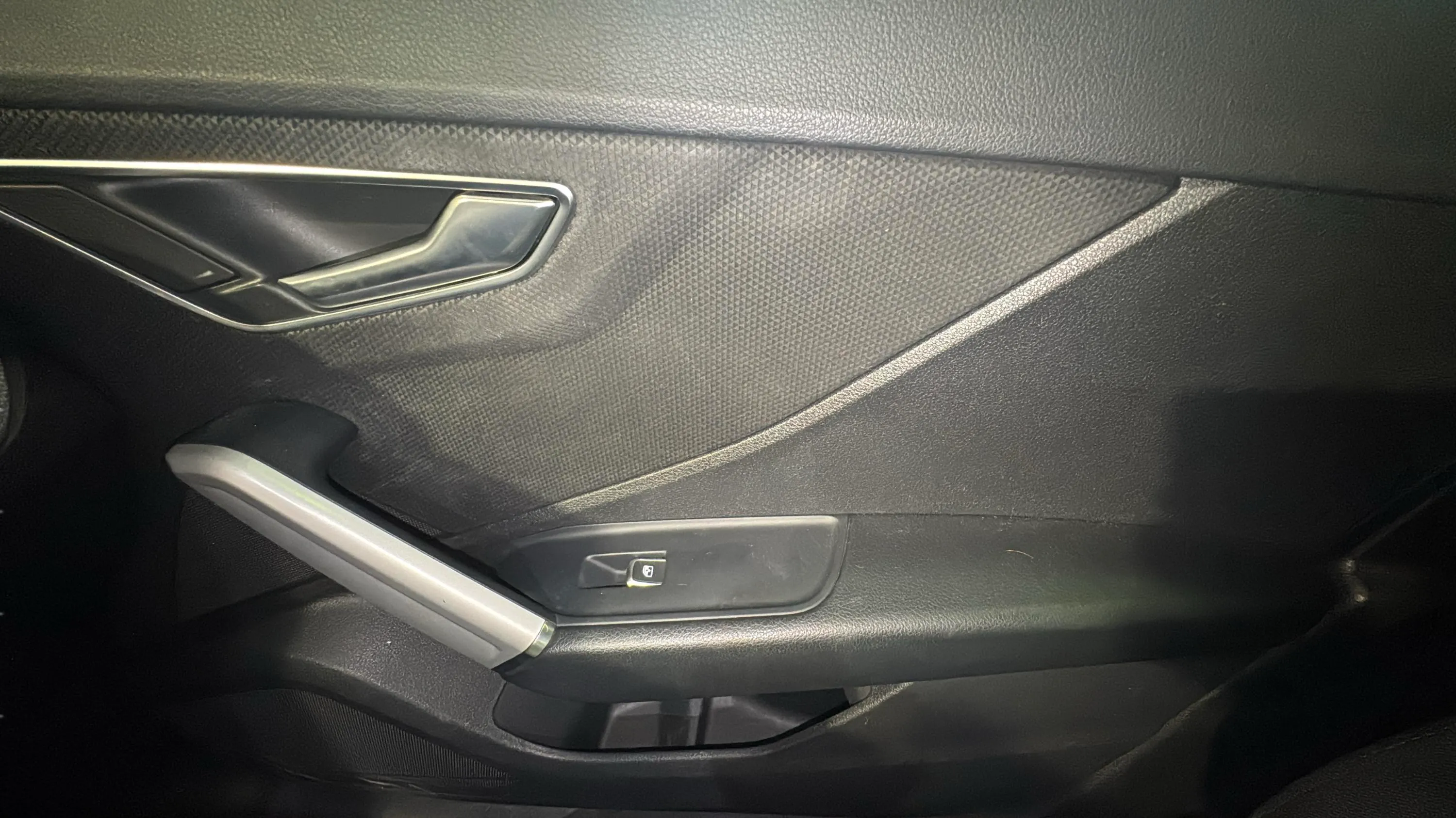 Audi Q2 30 TDI S tronic - foto 28