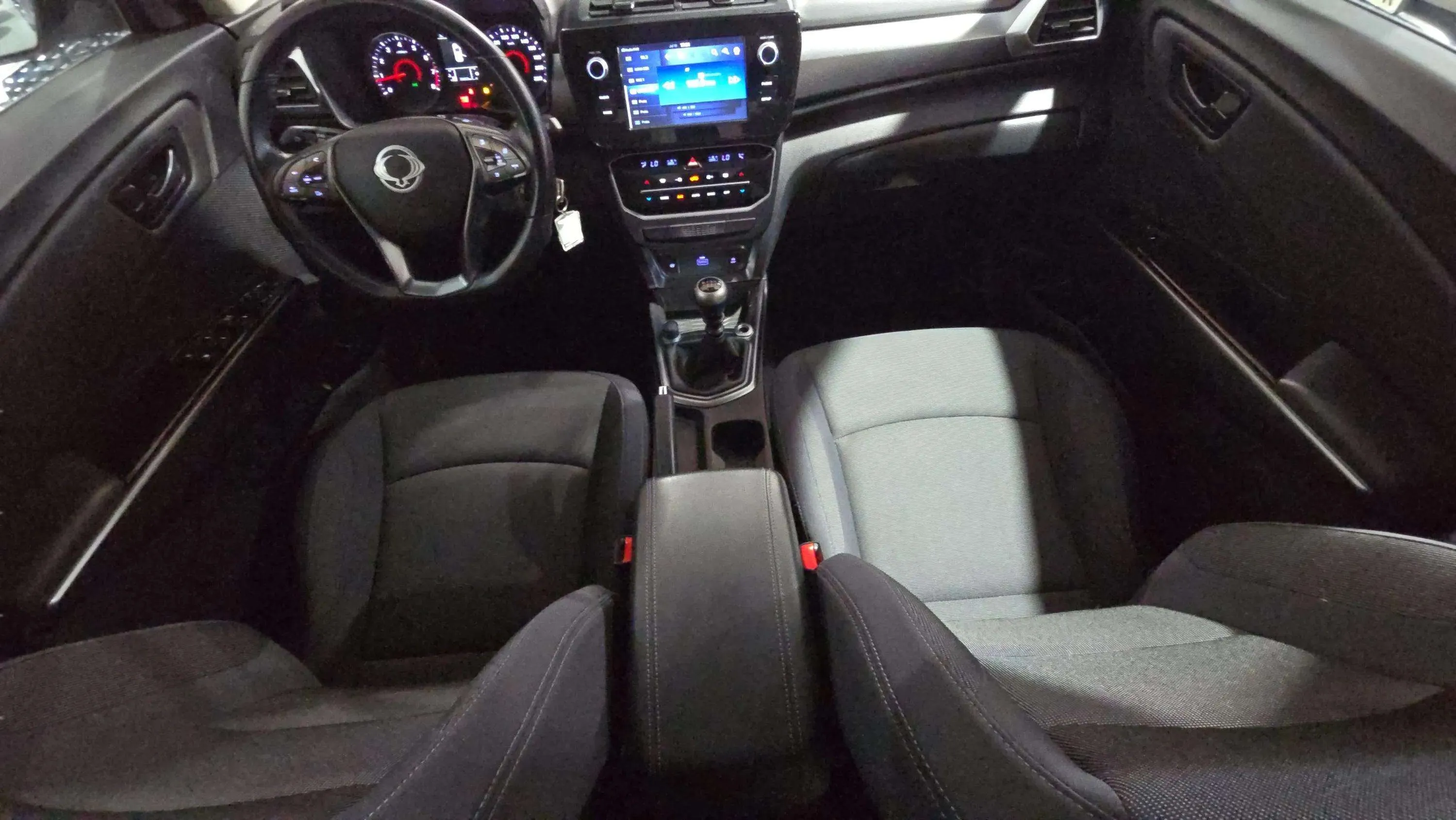 SsangYong Tivoli G15T LP Line - foto 16