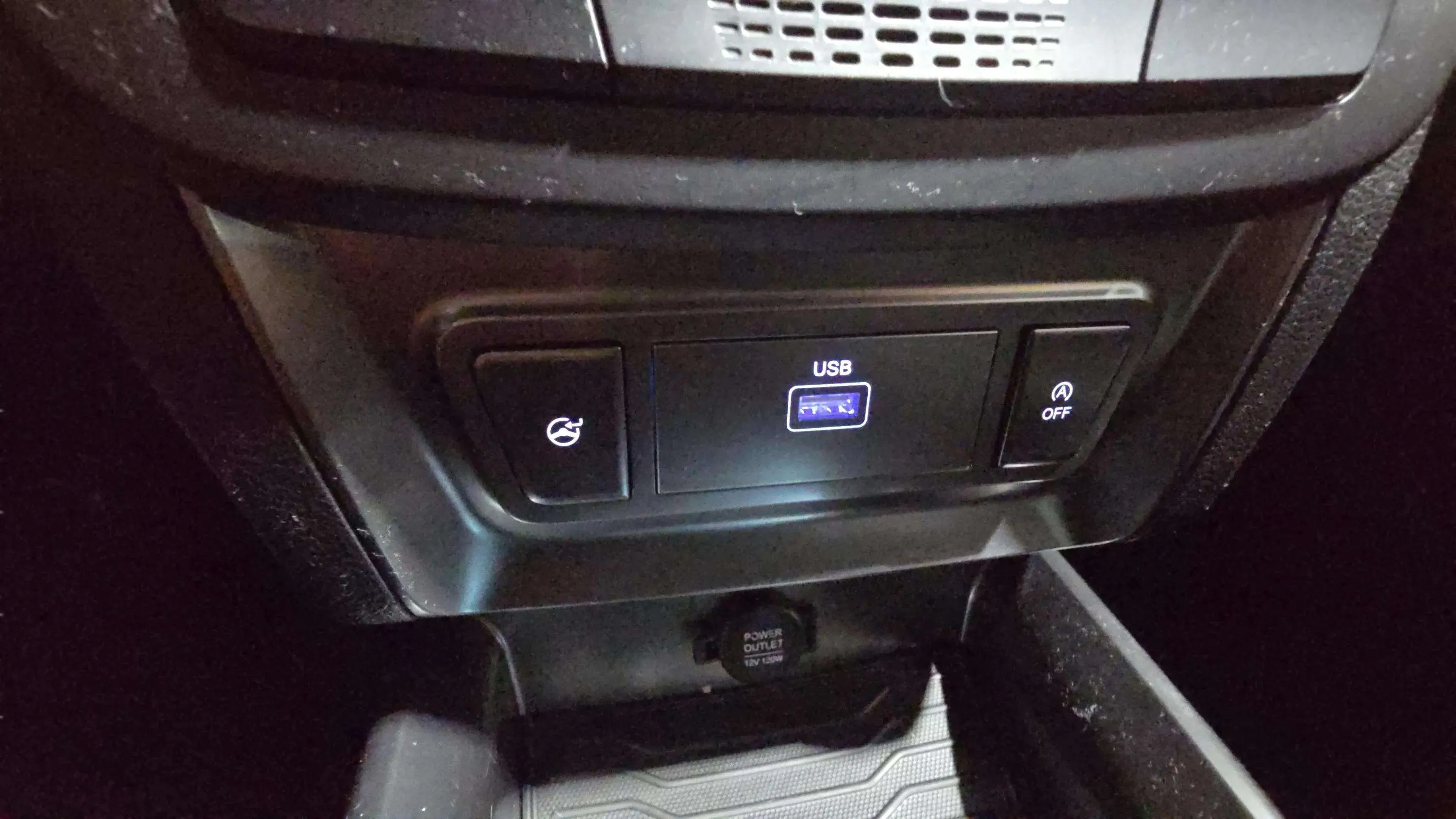 SsangYong Tivoli G15T LP Line - foto 24