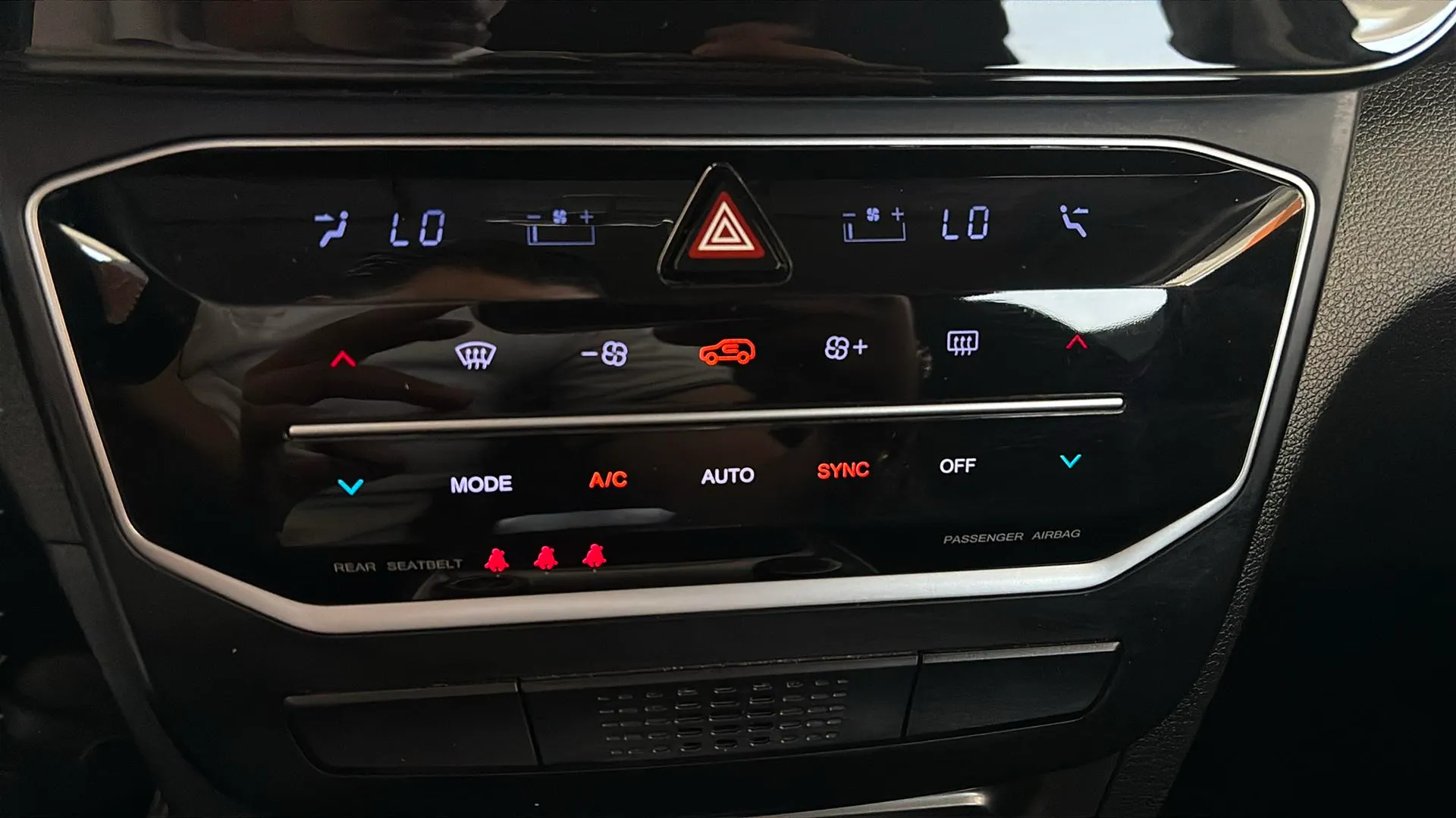 SsangYong Tivoli G15T Urban Plus - foto 17