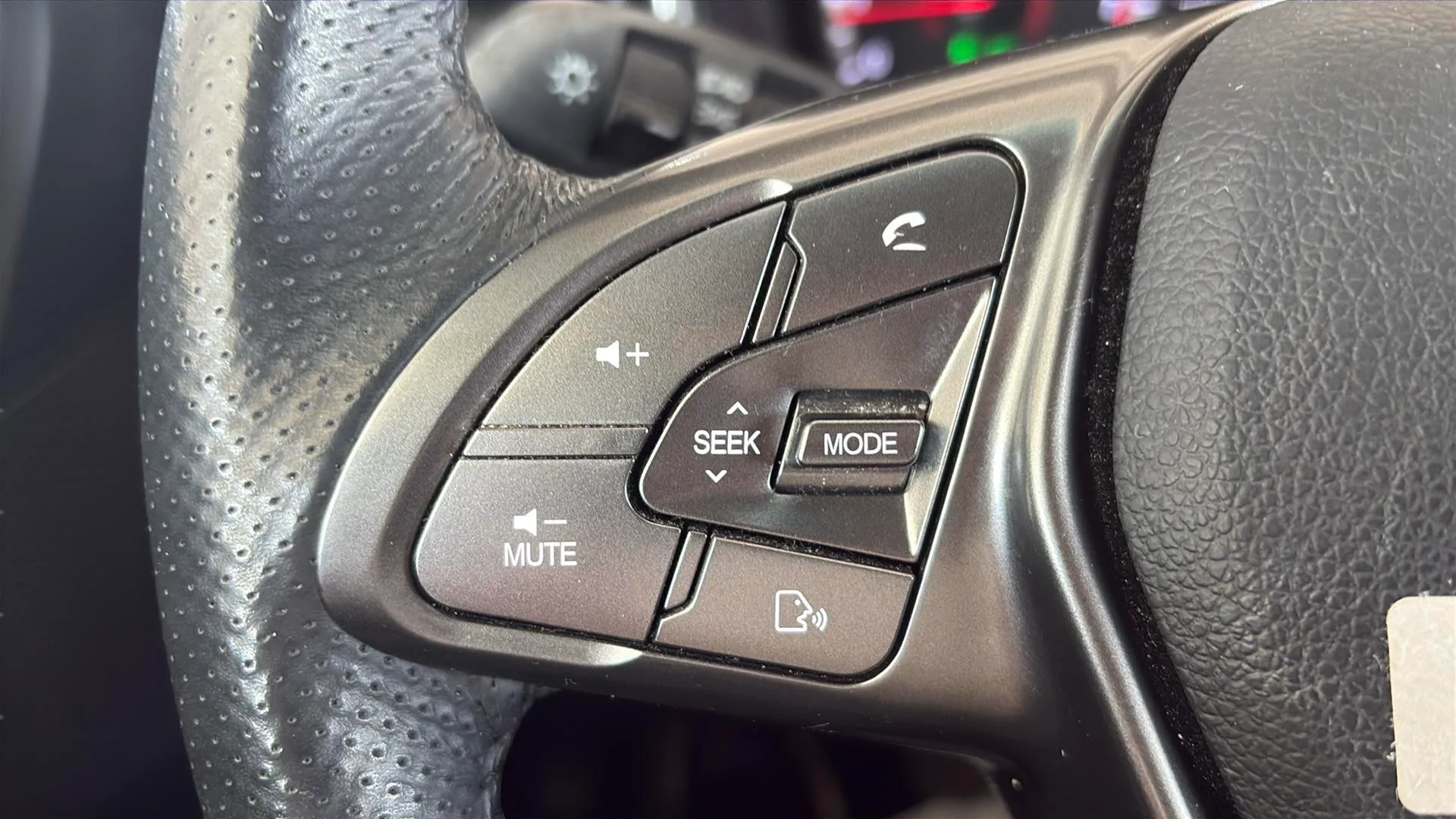 SsangYong Tivoli G15T Urban Plus - foto 21