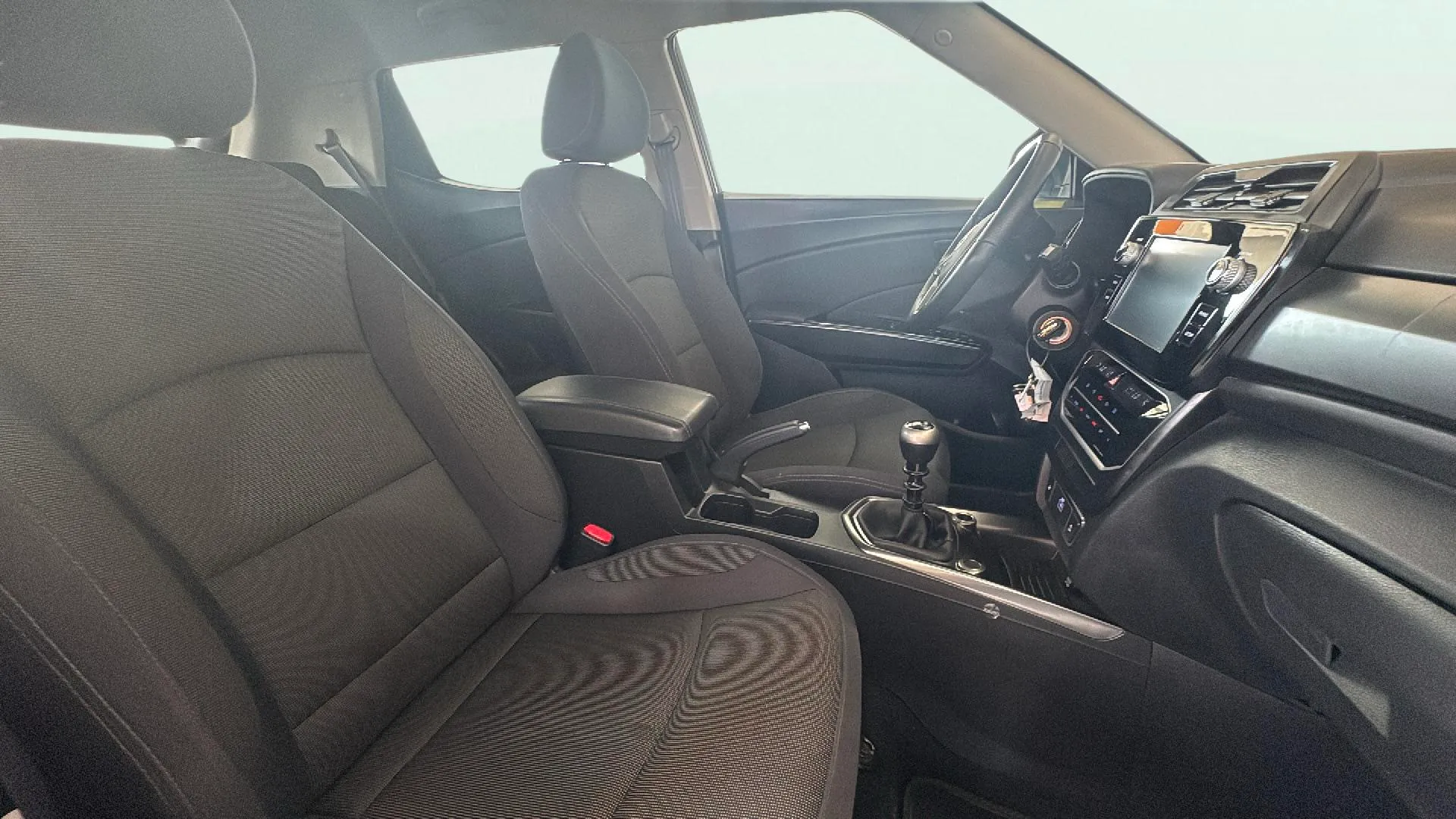 SsangYong Tivoli G15T Urban Plus - foto 34