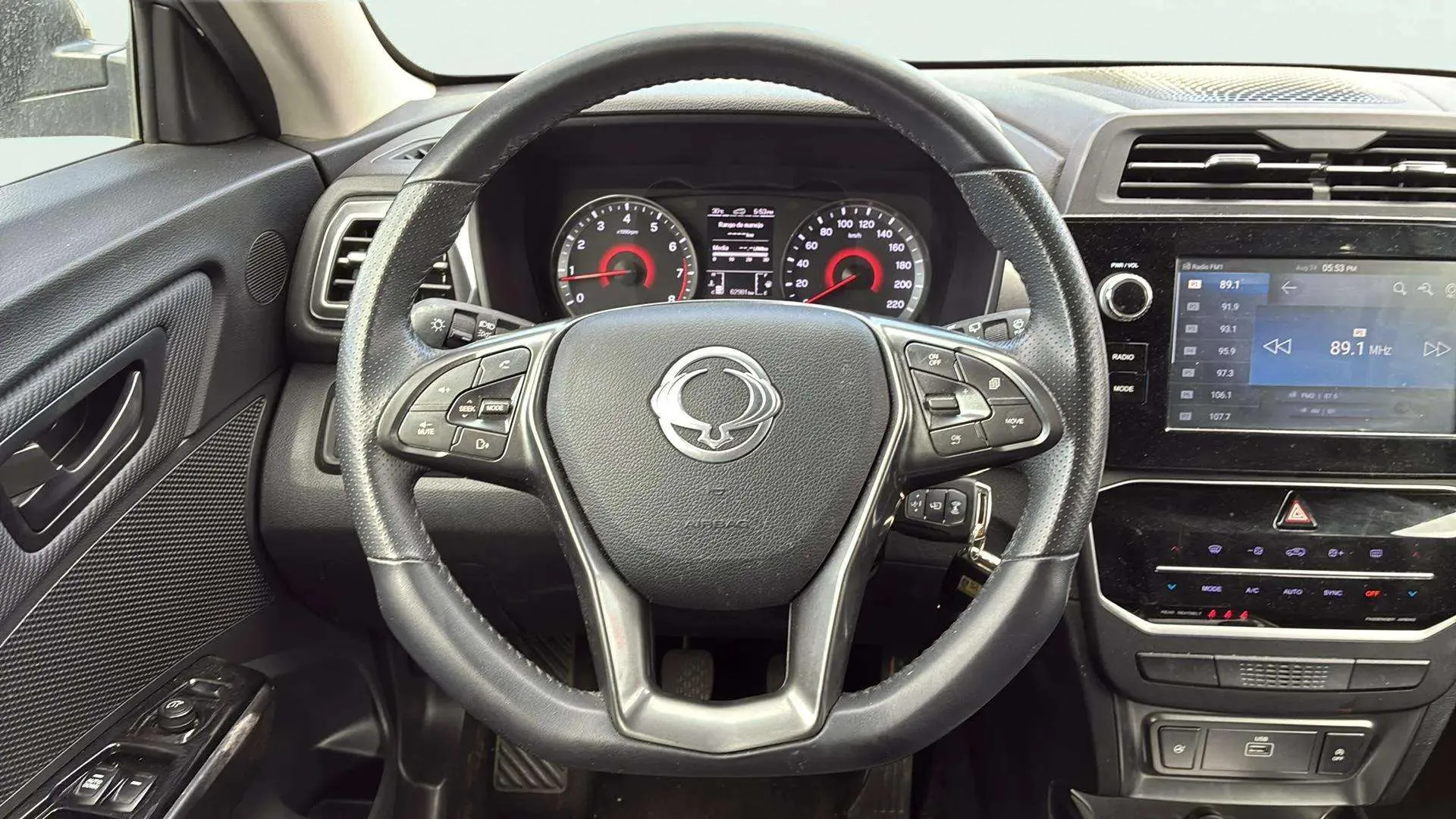 SsangYong Tivoli G15T Urban Plus - foto 14