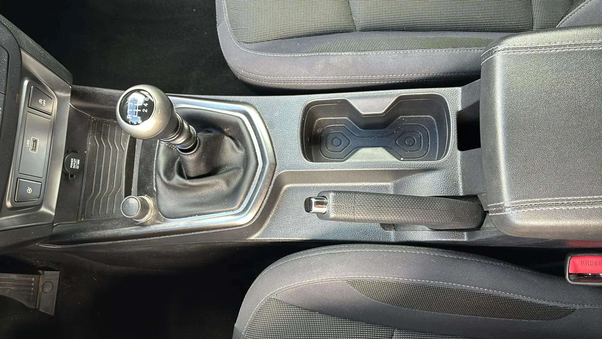 SsangYong Tivoli G15T Urban Plus - foto 20