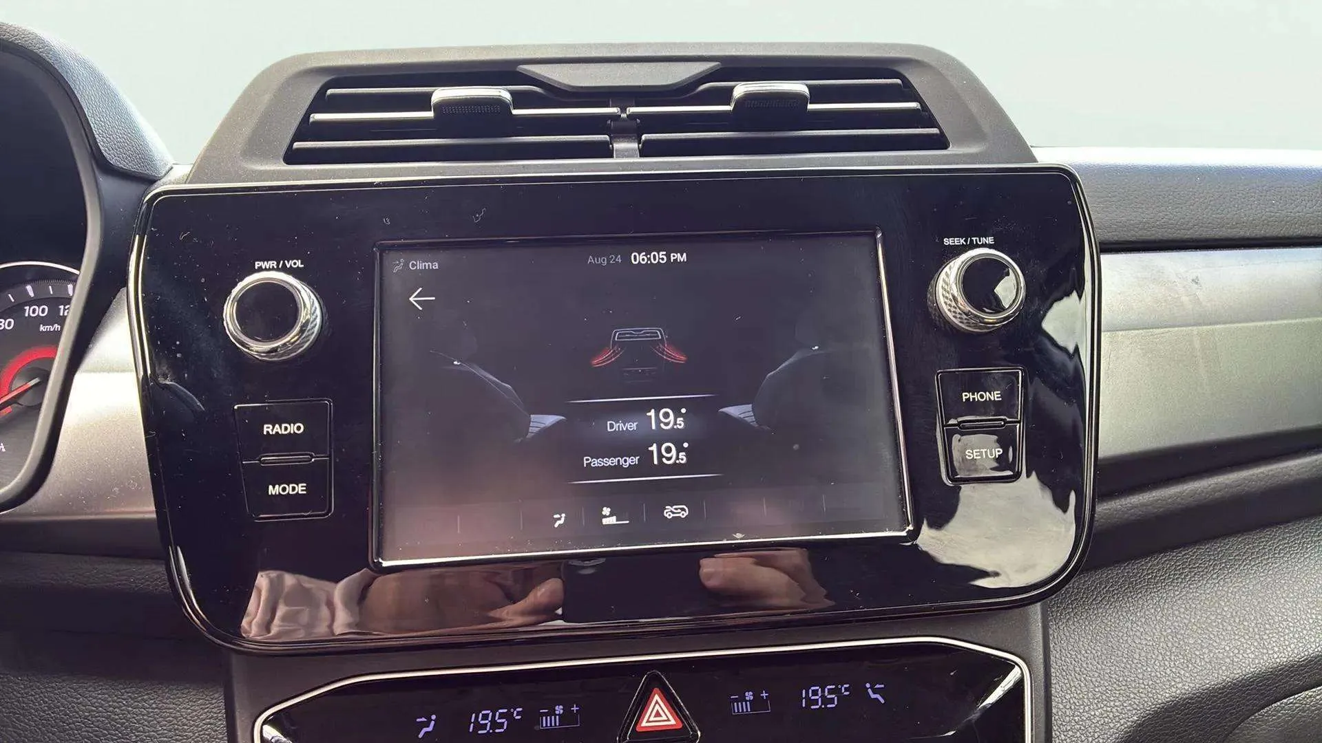 SsangYong Tivoli G15T Urban Plus - foto 24