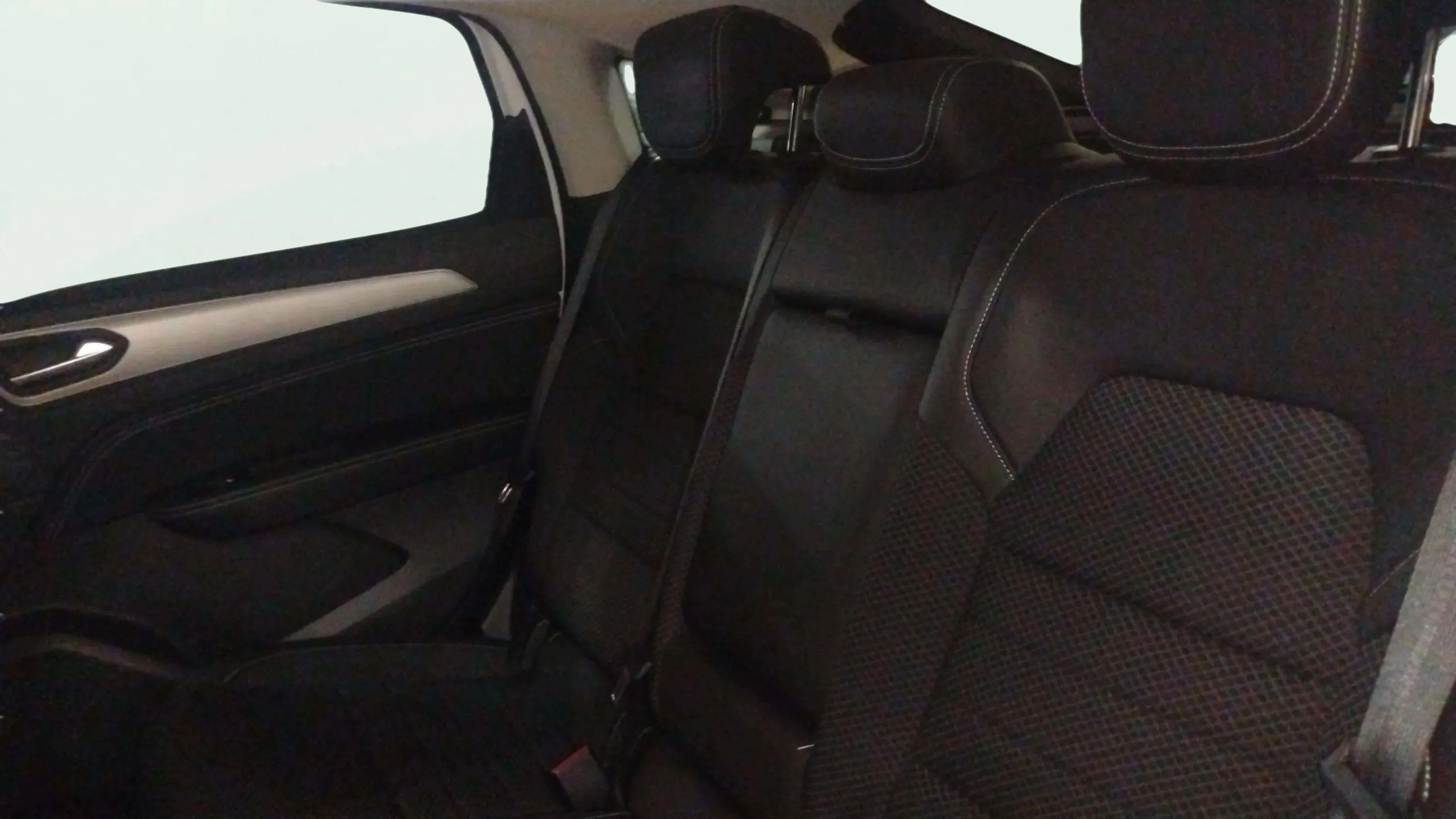 Renault Arkana Equilibre TCe EDC mild Hybrid - foto 8