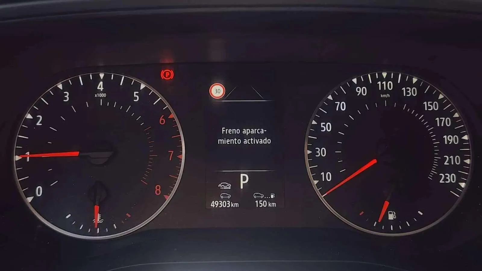 Renault Arkana Intens TCe EDC mild hybrid - foto 14