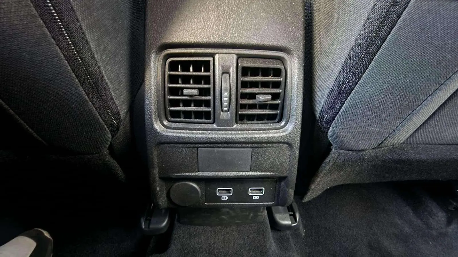 Renault Arkana Intens TCe EDC mild hybrid - foto 22
