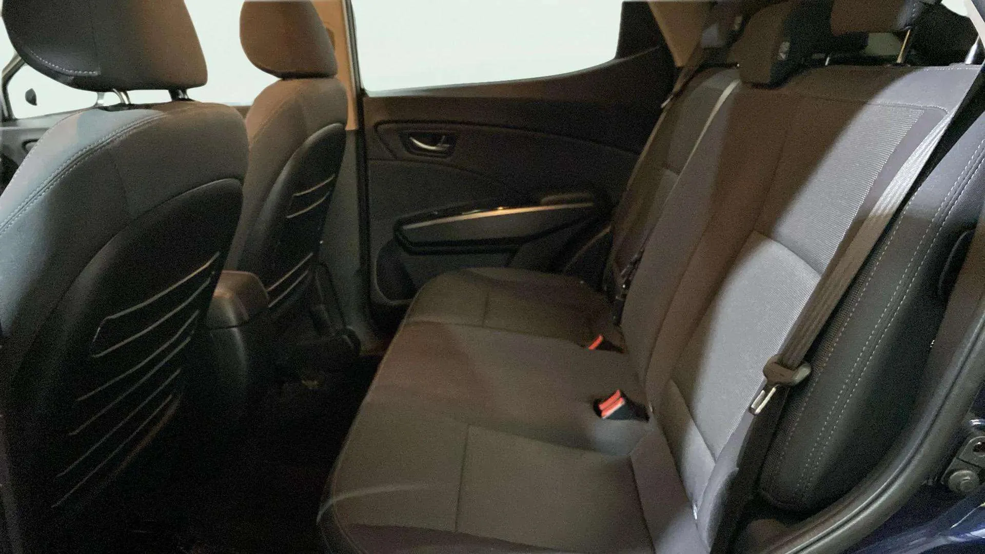 SsangYong Tivoli G15T LP Urban Plus - foto 8