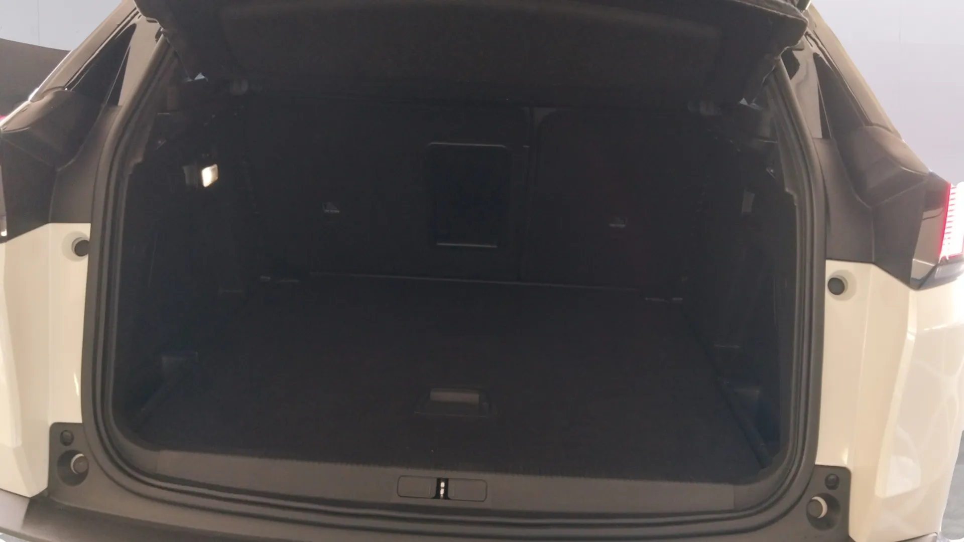 Peugeot 3008 1.5 BlueHDi GT Line EAT8 - foto 9