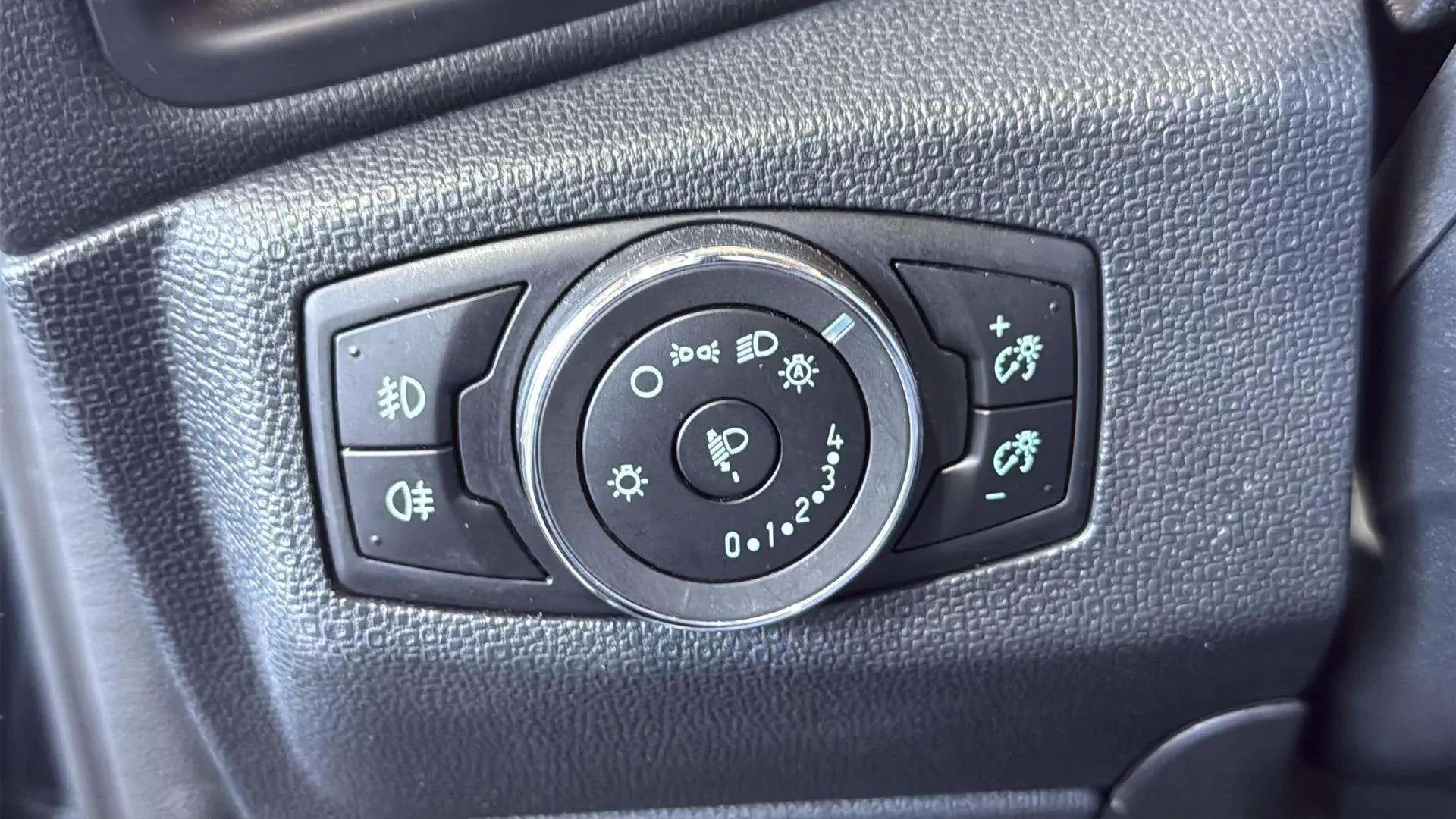 Ford EcoSport 1.0T EcoBoost ST Line - foto 20