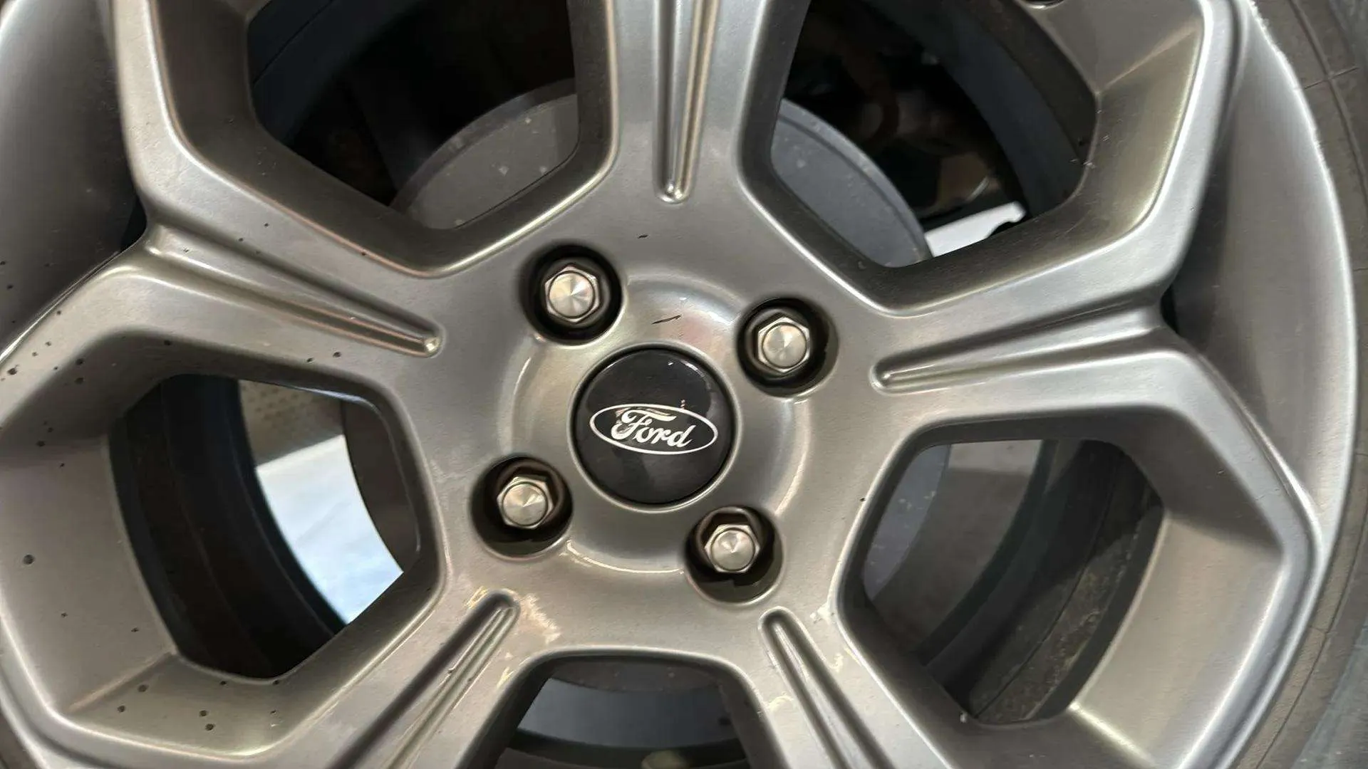 Ford EcoSport 1.0T EcoBoost ST Line - foto 17