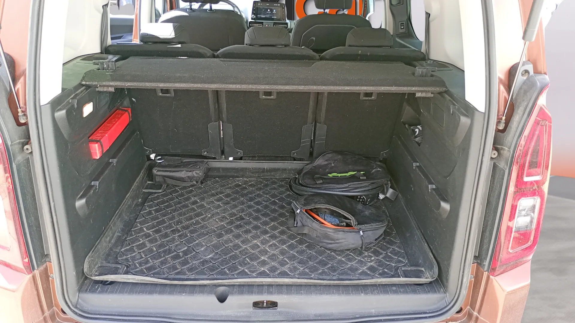 Opel Combo BEV 50kWh Edition L - foto 15
