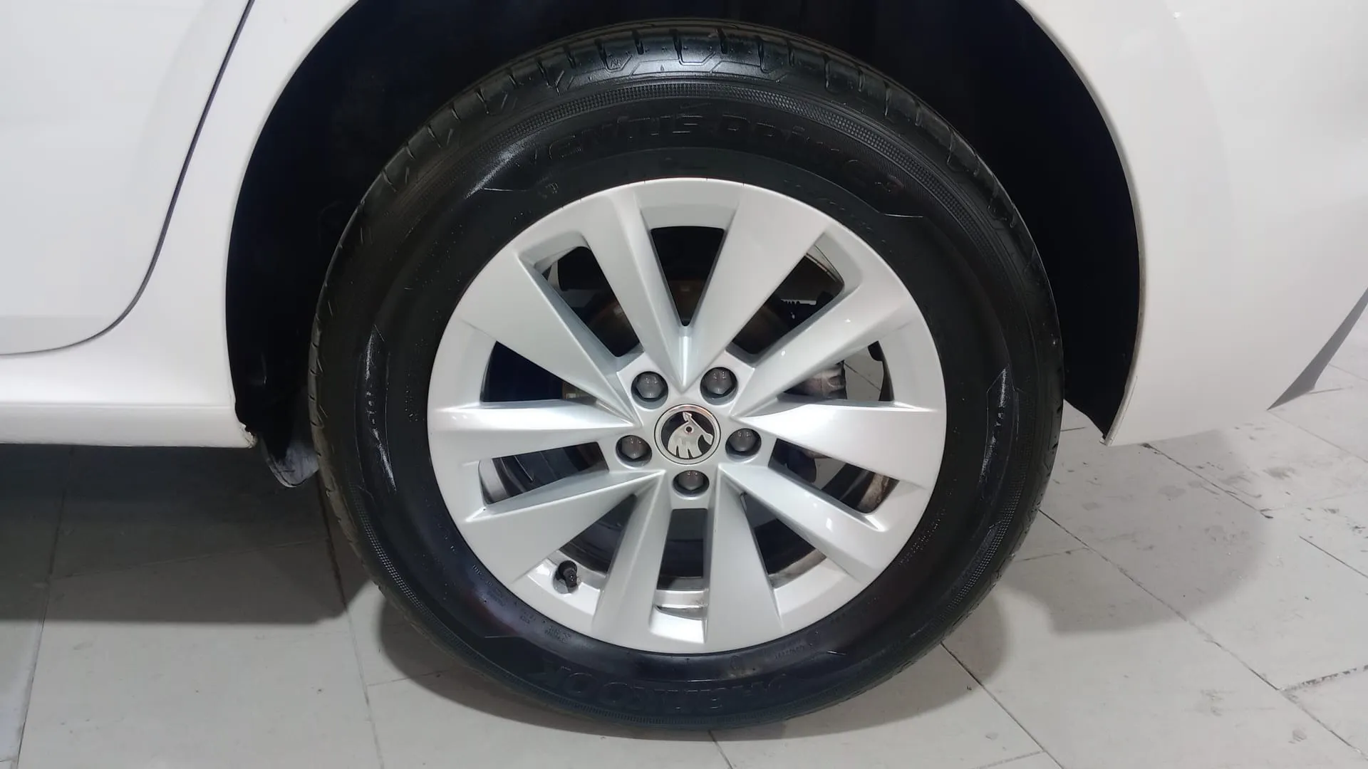 Škoda Kamiq 1.0 TSI Selection - foto 16