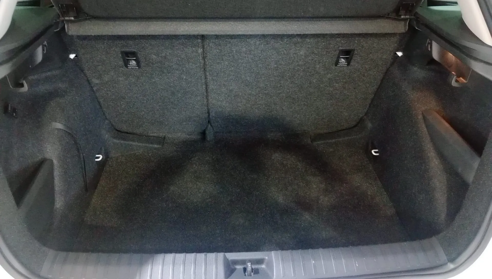 Škoda Kamiq 1.0 TSI Selection - foto 13