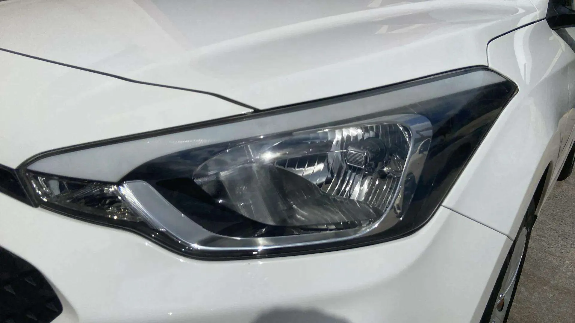 Hyundai i20 1.2 MPI Essence - foto 10