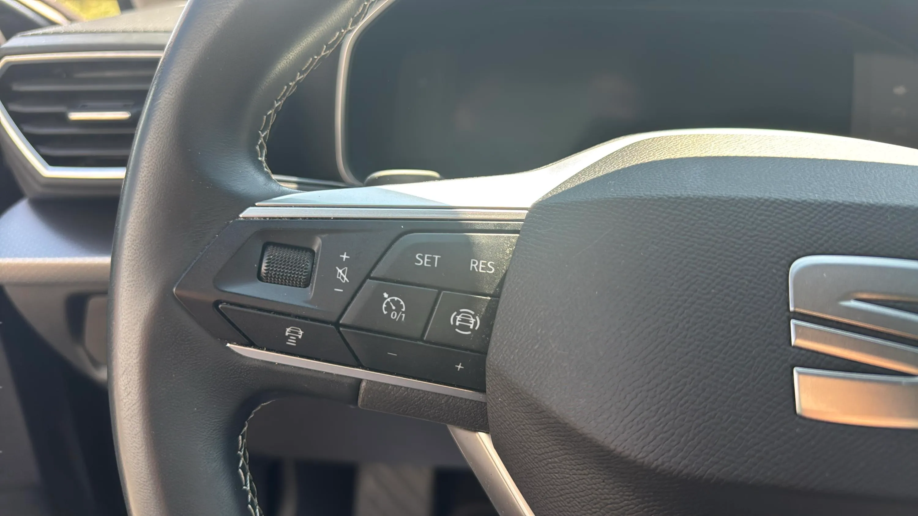 SEAT León 1.5 eTSI DSG Style Special Ed - foto 16